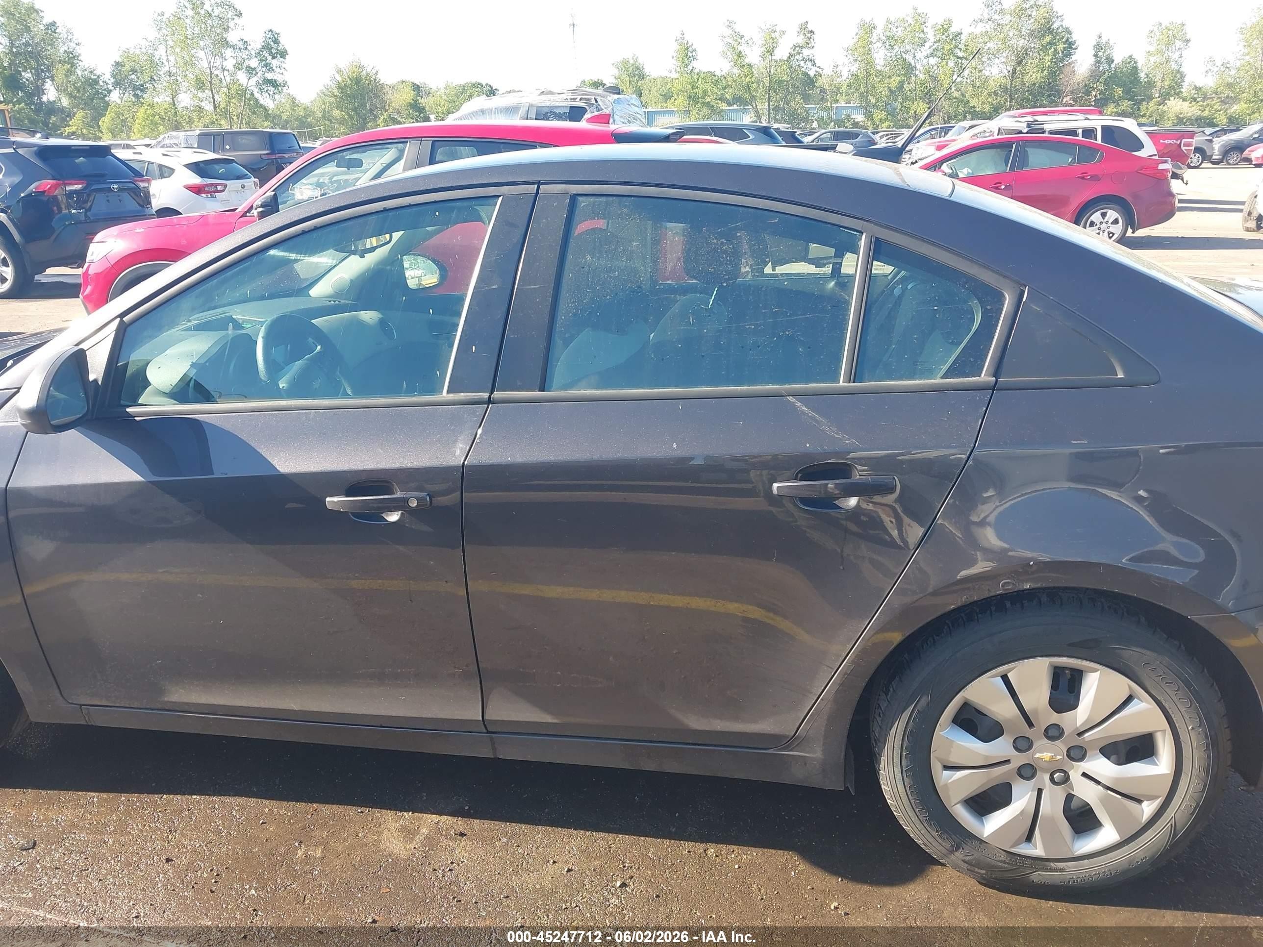 2014 Chevrolet Cruze Ls Auto Серый vin: 1G1PA5SH0E7111019