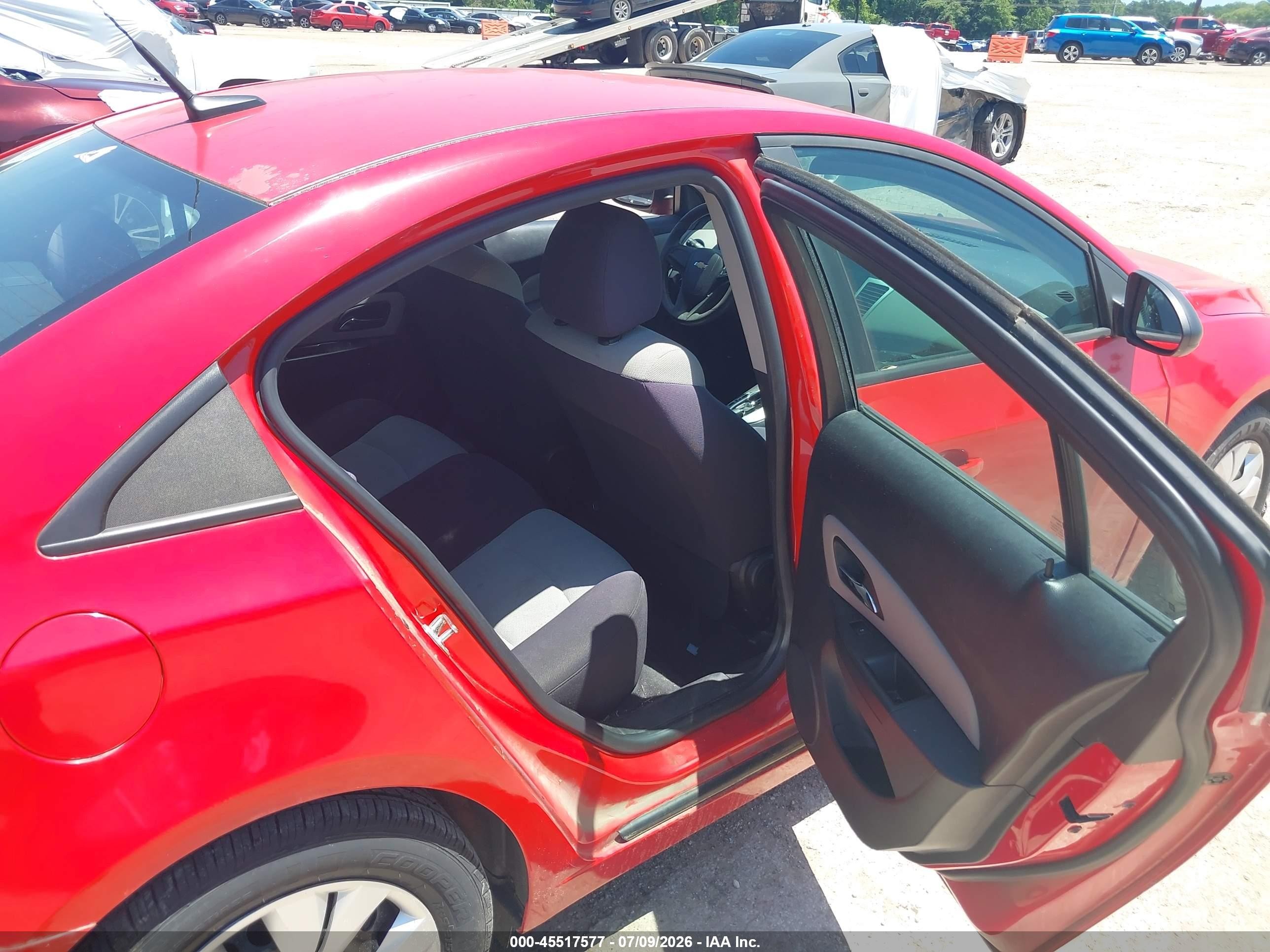 2014 Chevrolet Cruze Ls Auto Red vin: 1G1PA5SH0E7229166