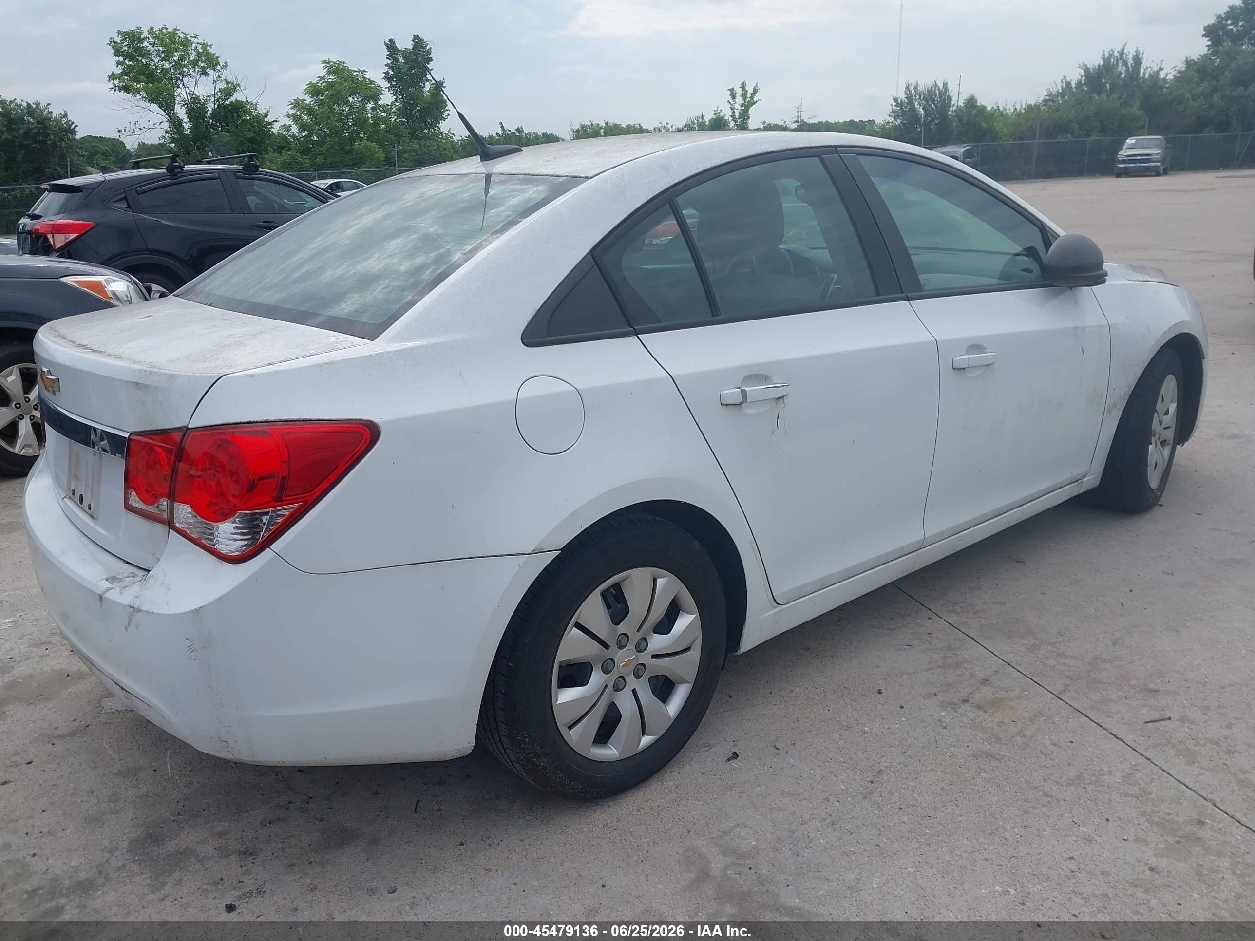 2014 Chevrolet Cruze Ls Auto White vin: 1G1PA5SH0E7244959