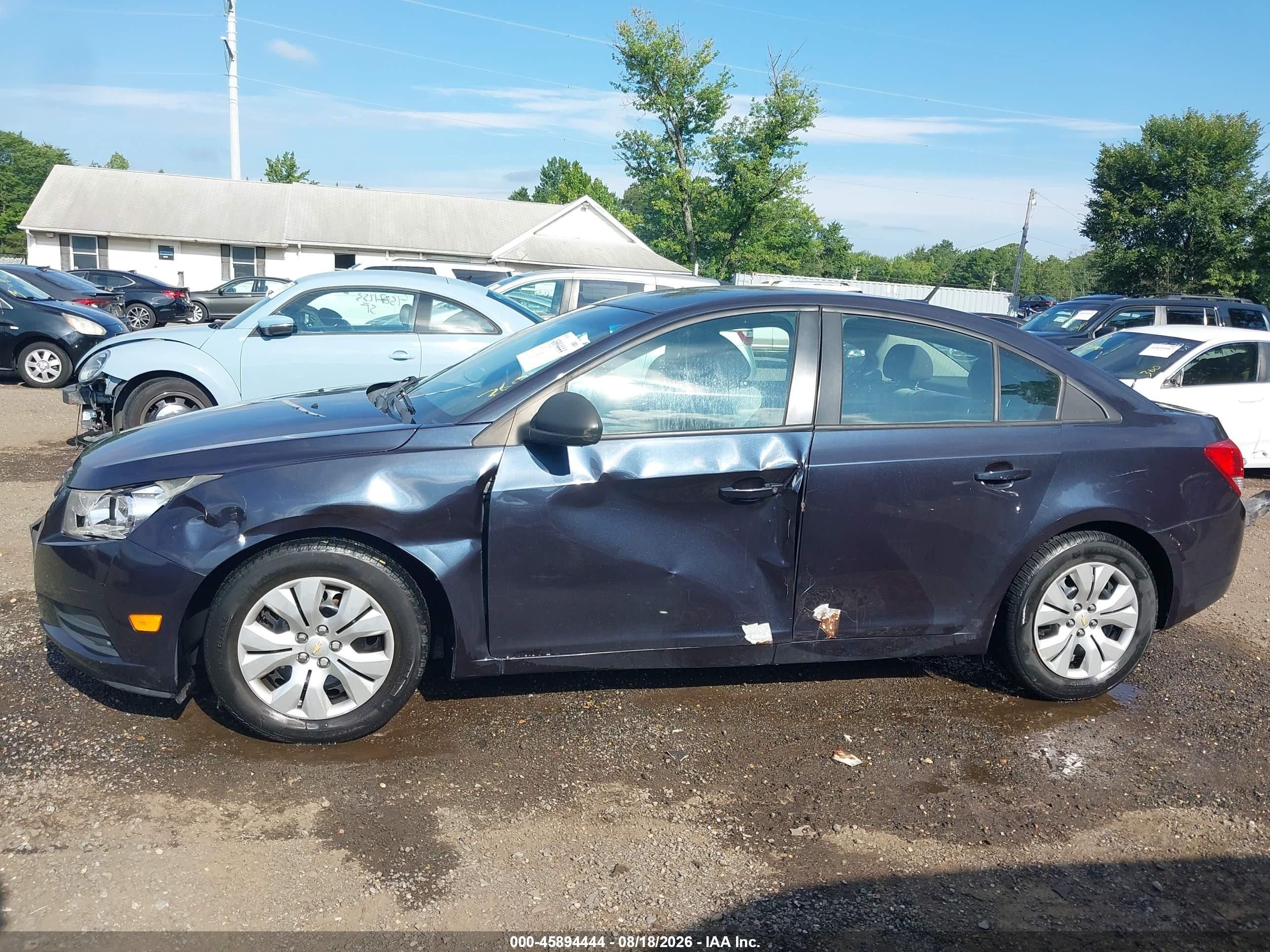 2014 Chevrolet Cruze Ls Auto Синий vin: 1G1PA5SH0E7270185