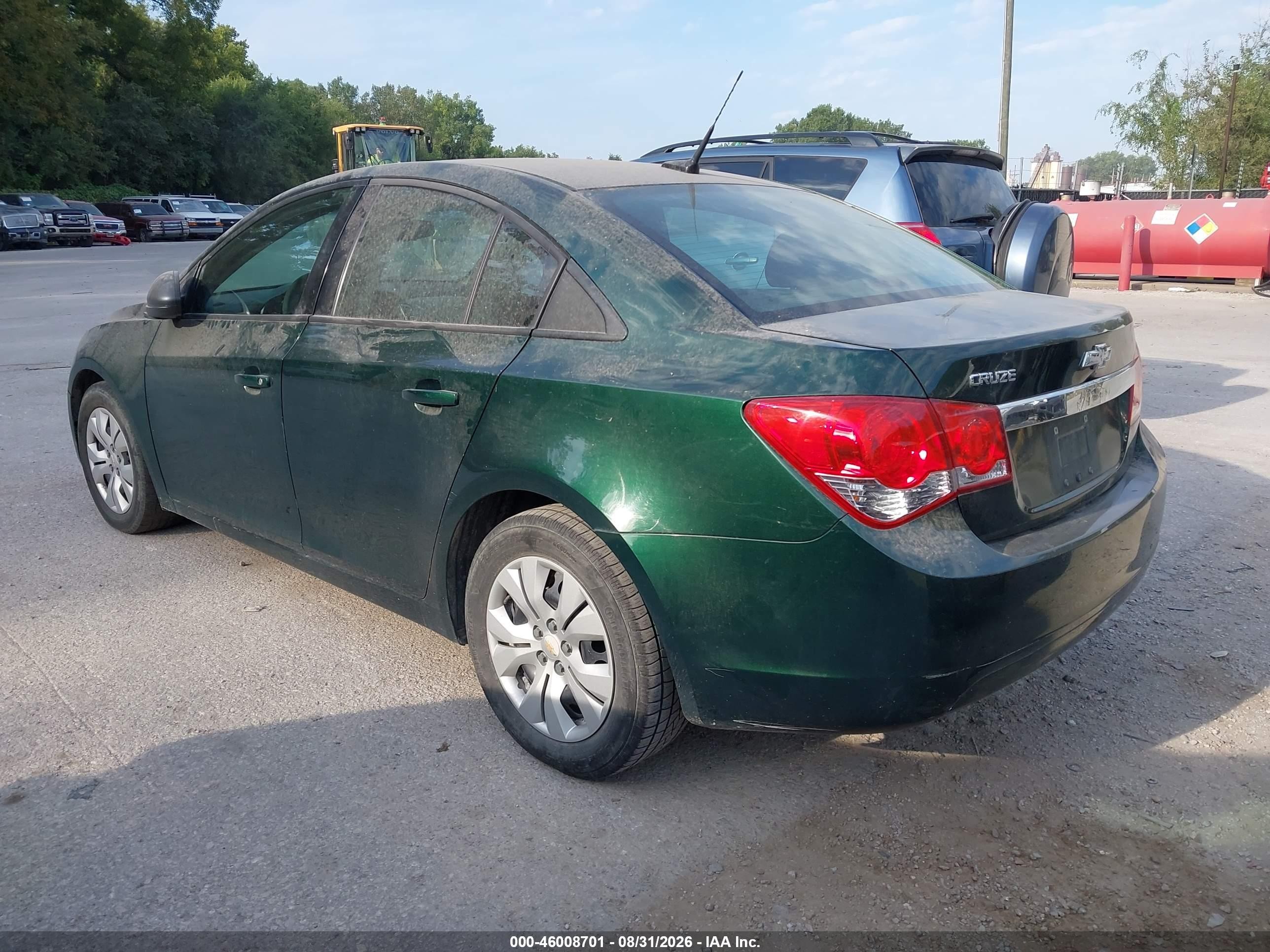 2014 Chevrolet Cruze Ls Auto Зеленый vin: 1G1PA5SH0E7346584