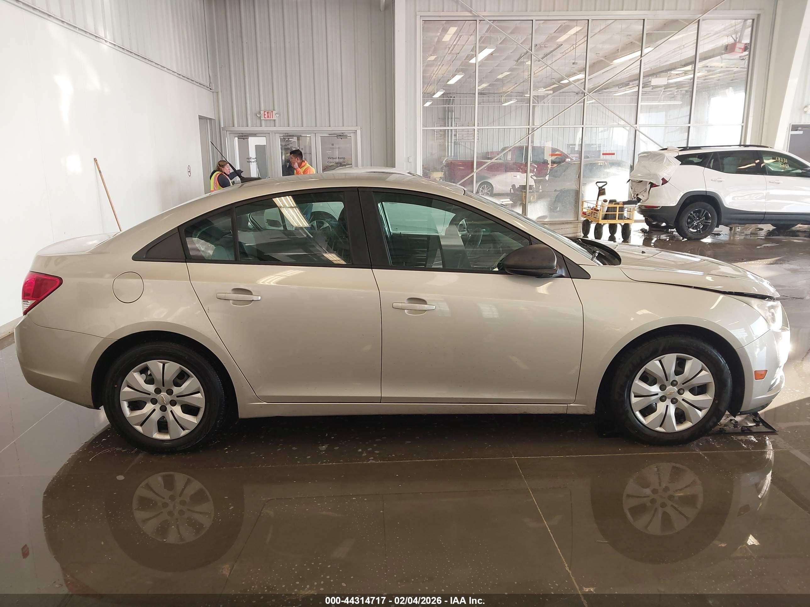 2014 Chevrolet Cruze Ls Auto Gold vin: 1G1PA5SH0E7379584