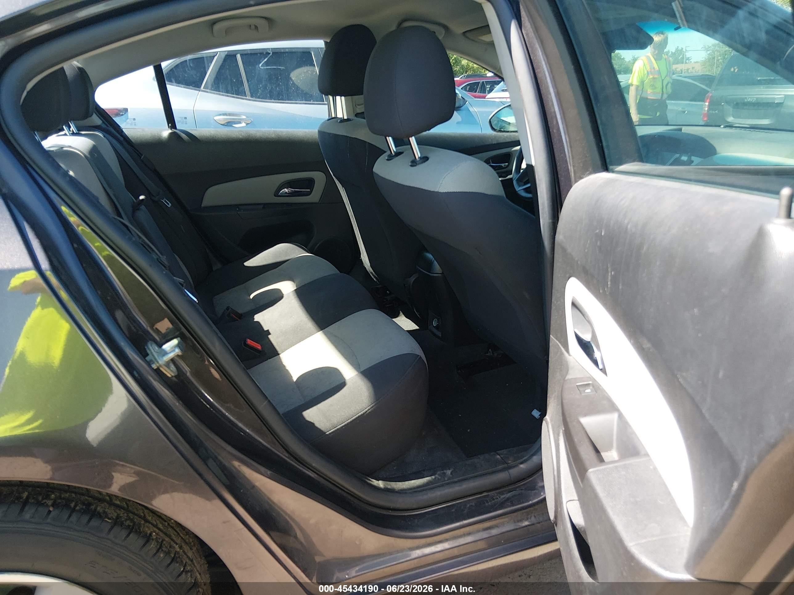 2014 Chevrolet Cruze Ls Auto Gray vin: 1G1PA5SH0E7451349