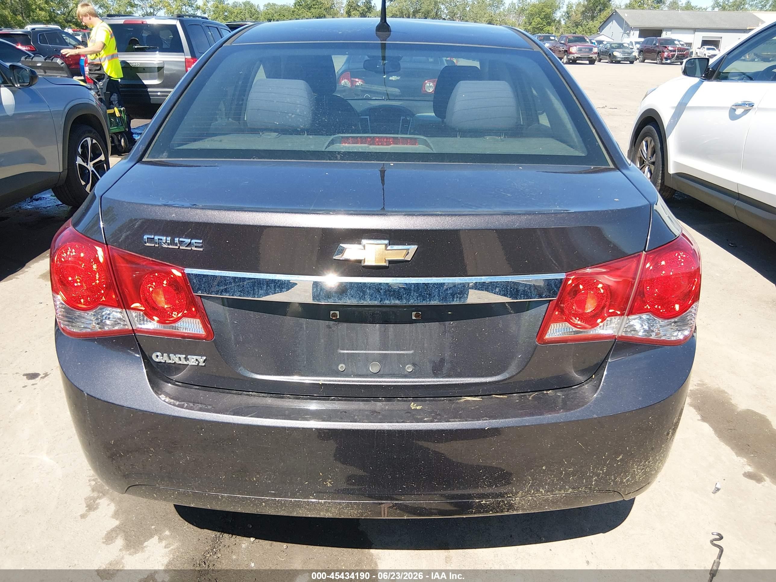 2014 Chevrolet Cruze Ls Auto Gray vin: 1G1PA5SH0E7451349