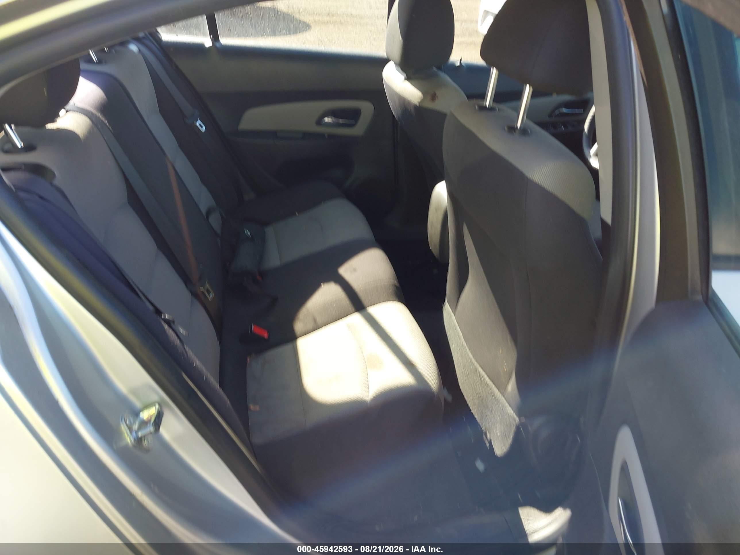 2015 Chevrolet Cruze Ls Auto Silver vin: 1G1PA5SH0F7134558