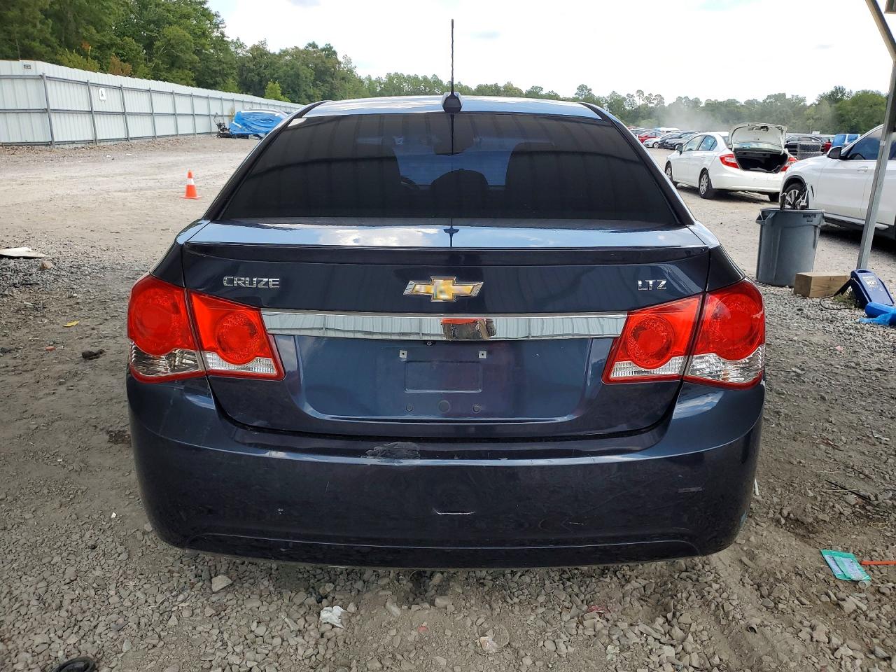 2015 Chevrolet Cruze Ls Blue vin: 1G1PA5SH0F7162117