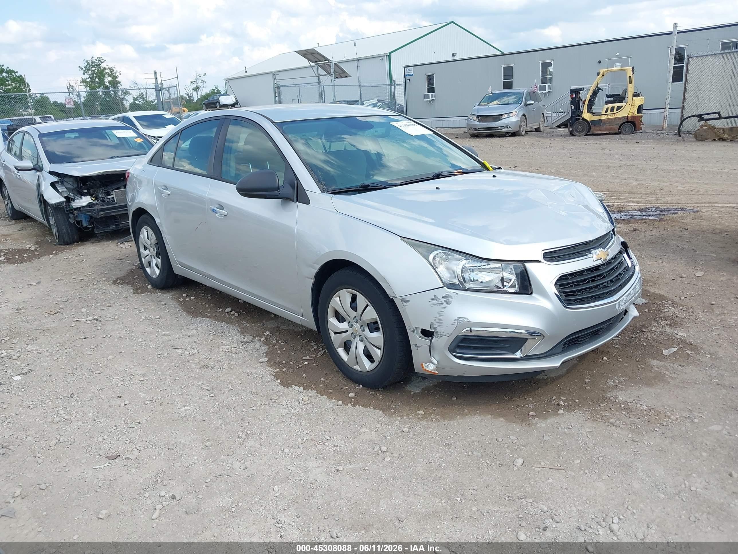 2015 Chevrolet Cruze Ls Auto Silver vin: 1G1PA5SH0F7190399