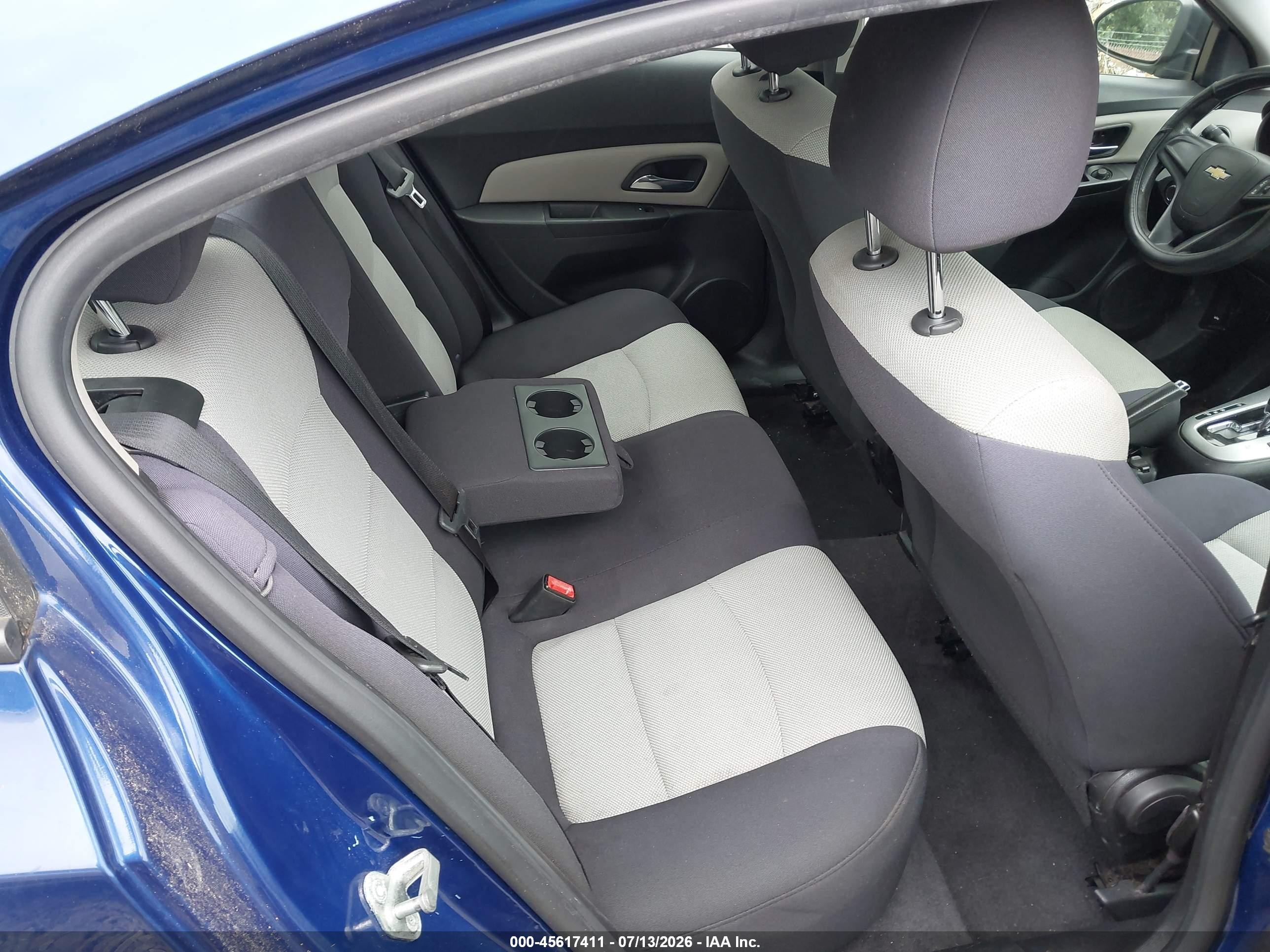2013 Chevrolet Cruze Ls Auto Blue vin: 1G1PA5SH1D7108371