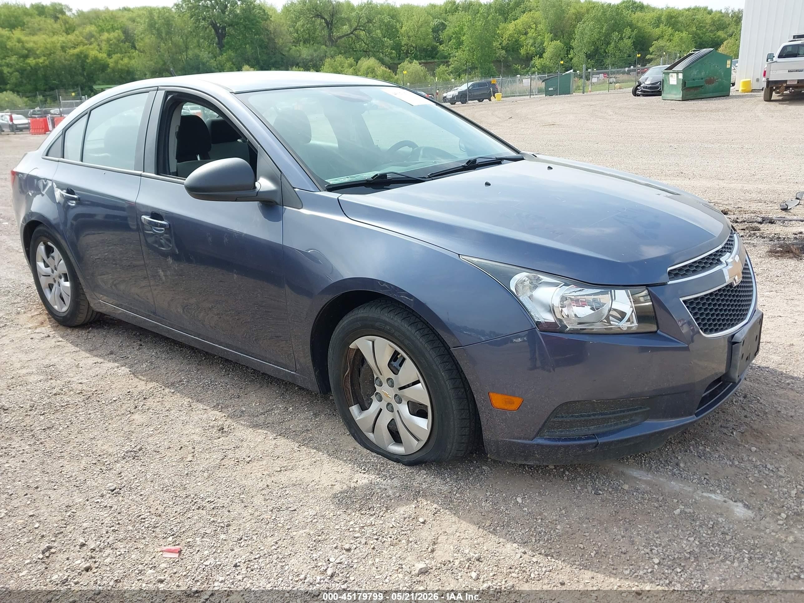 2013 Chevrolet Cruze Ls Auto Blue vin: 1G1PA5SH1D7116440