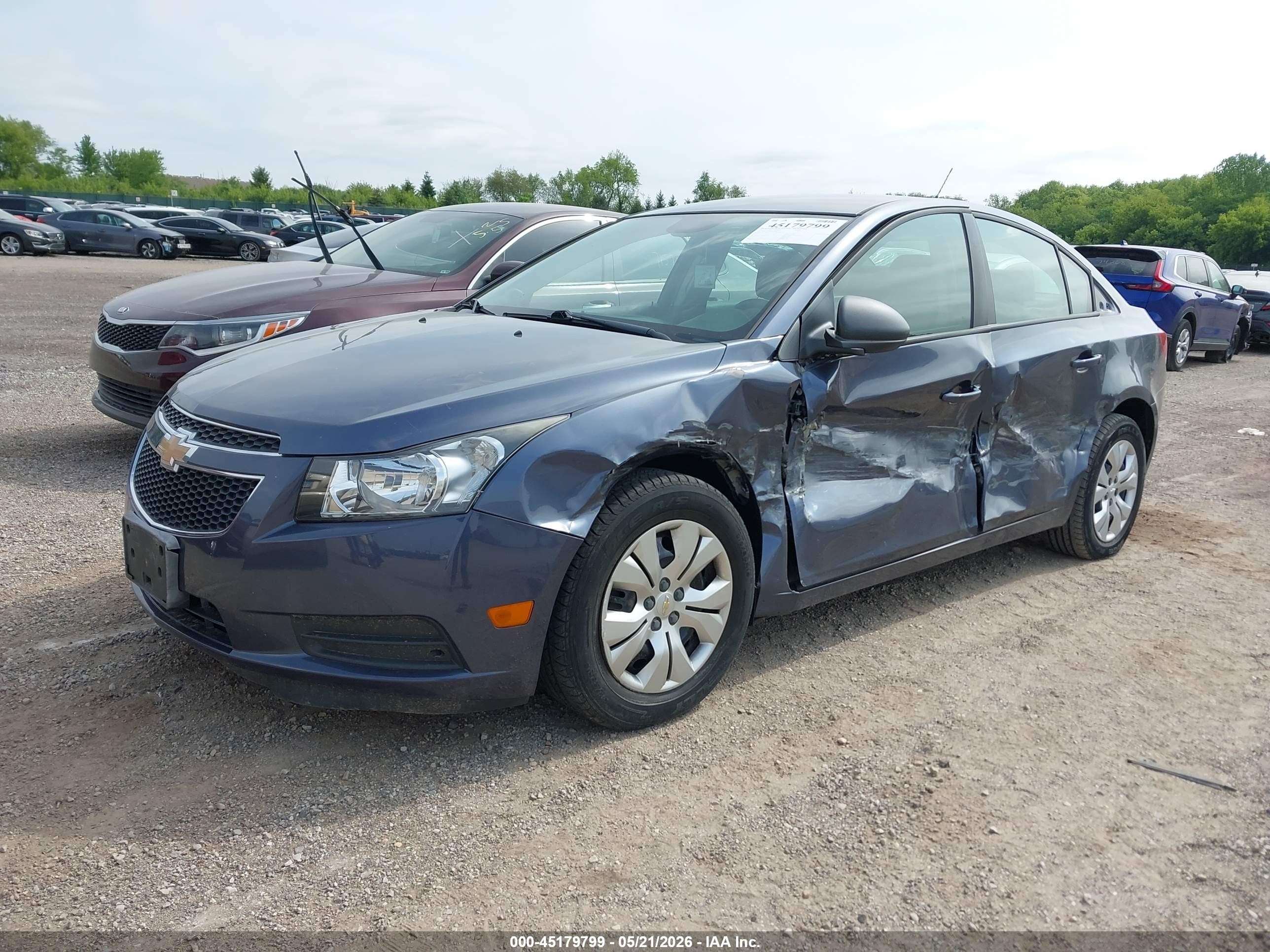 2013 Chevrolet Cruze Ls Auto Blue vin: 1G1PA5SH1D7116440