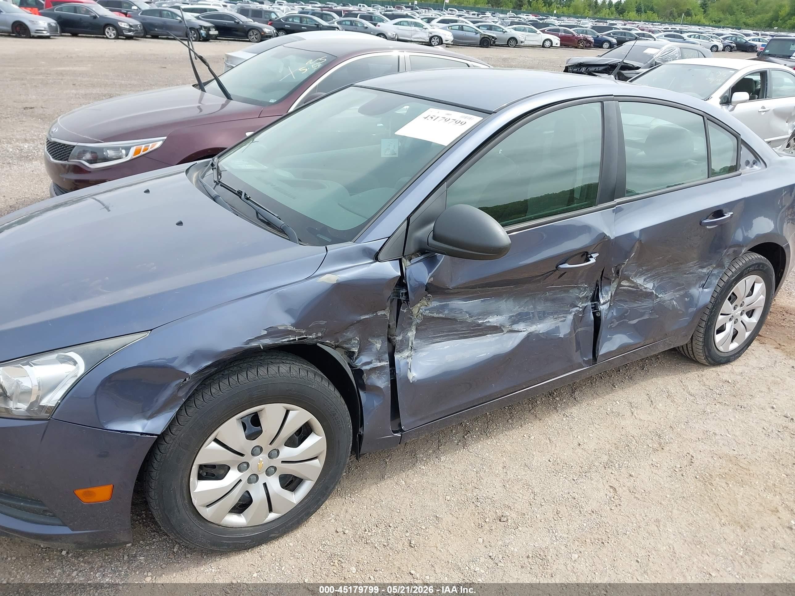 2013 Chevrolet Cruze Ls Auto Blue vin: 1G1PA5SH1D7116440
