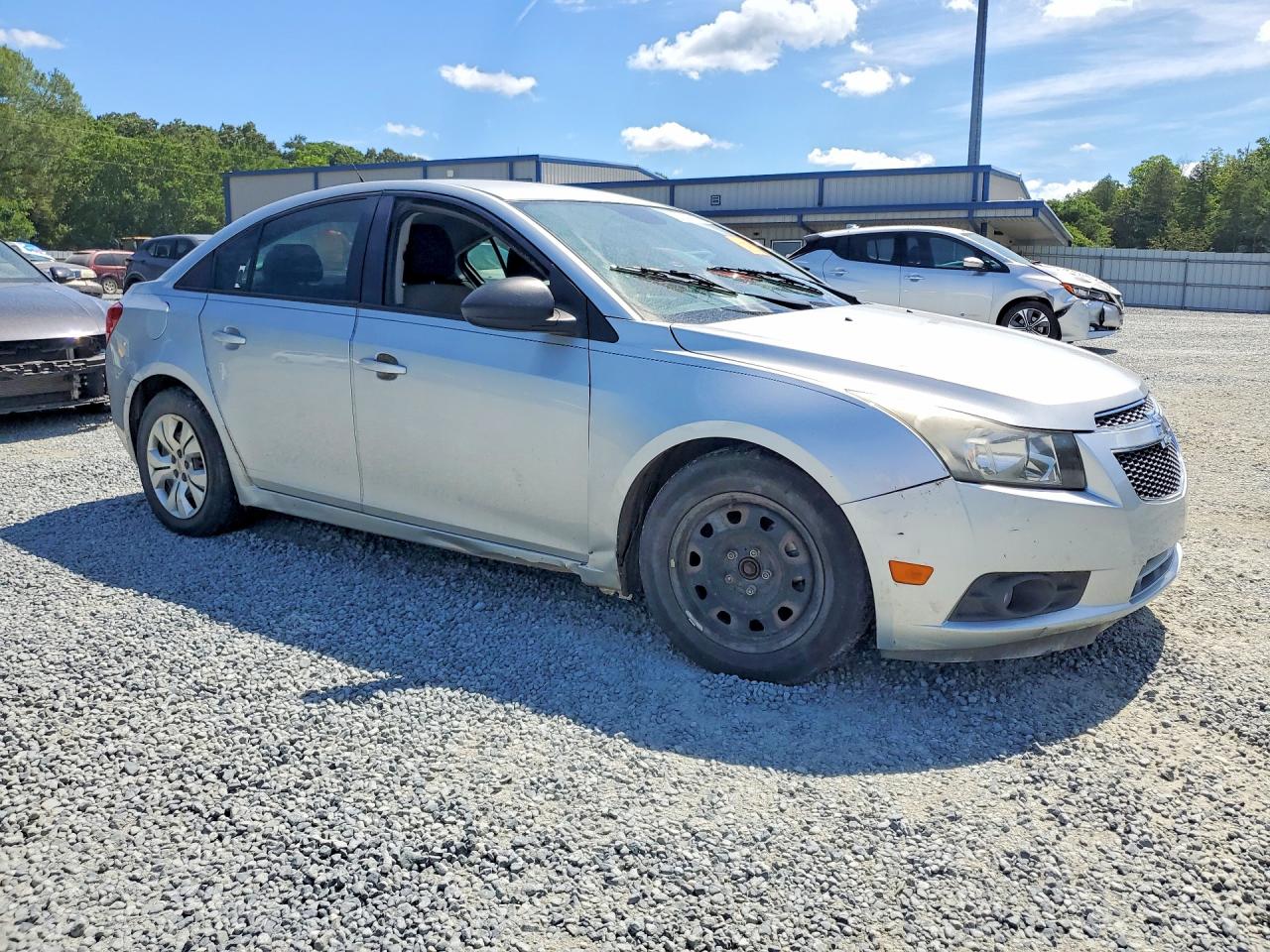 2013 Chevrolet Cruze Ls Silver vin: 1G1PA5SH1D7191803