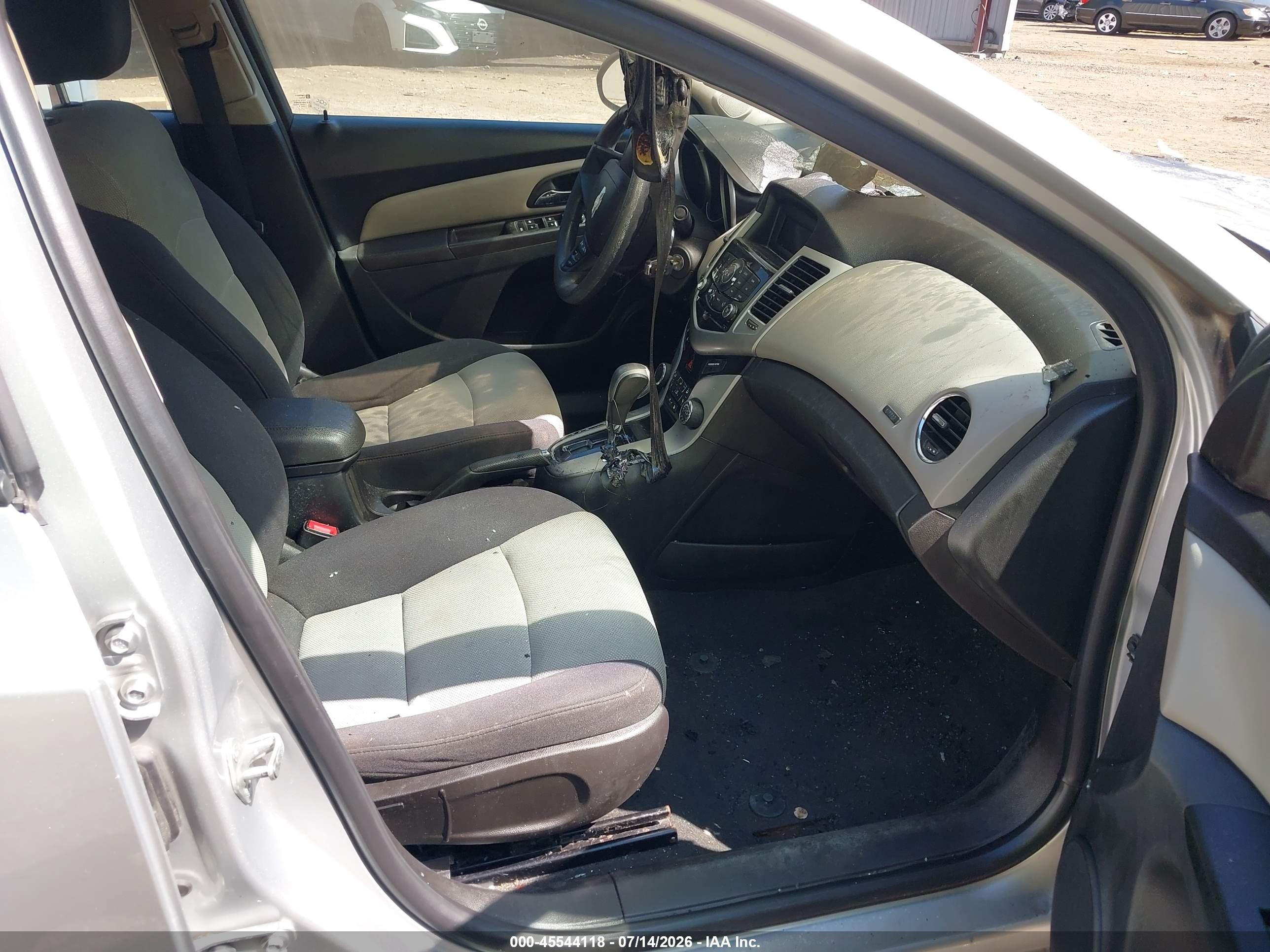 2013 Chevrolet Cruze Ls Auto Silver vin: 1G1PA5SH1D7263373