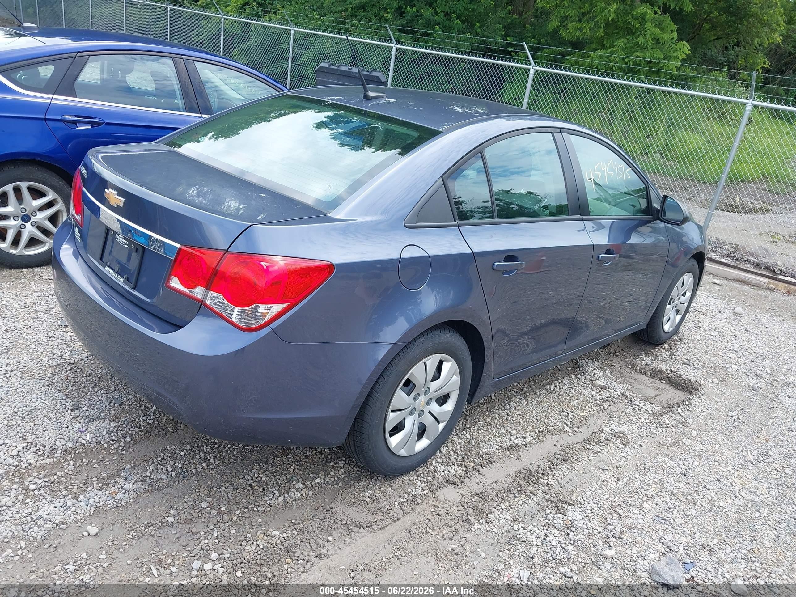 2013 Chevrolet Cruze Ls Auto Blue vin: 1G1PA5SH1D7281064