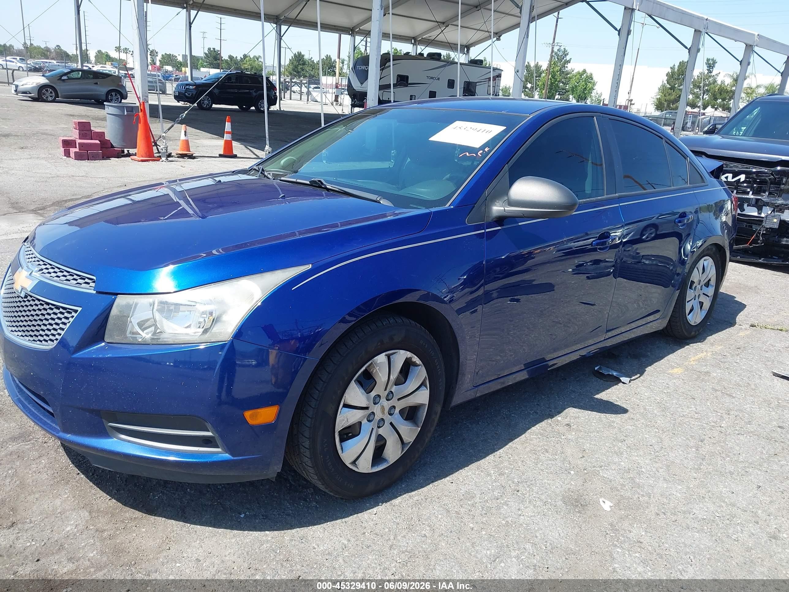 2013 Chevrolet Cruze Ls Auto Blue vin: 1G1PA5SH1D7285308
