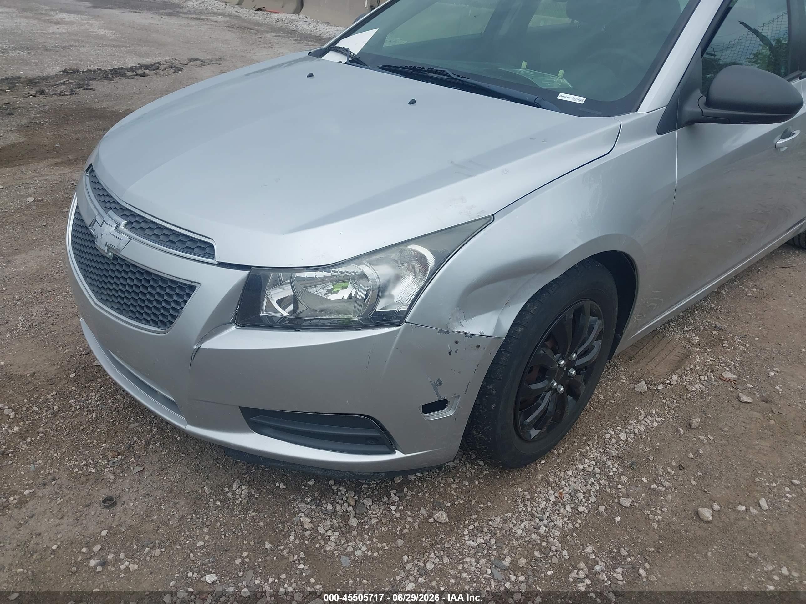 2013 Chevrolet Cruze Ls Auto Silver vin: 1G1PA5SH1D7289066