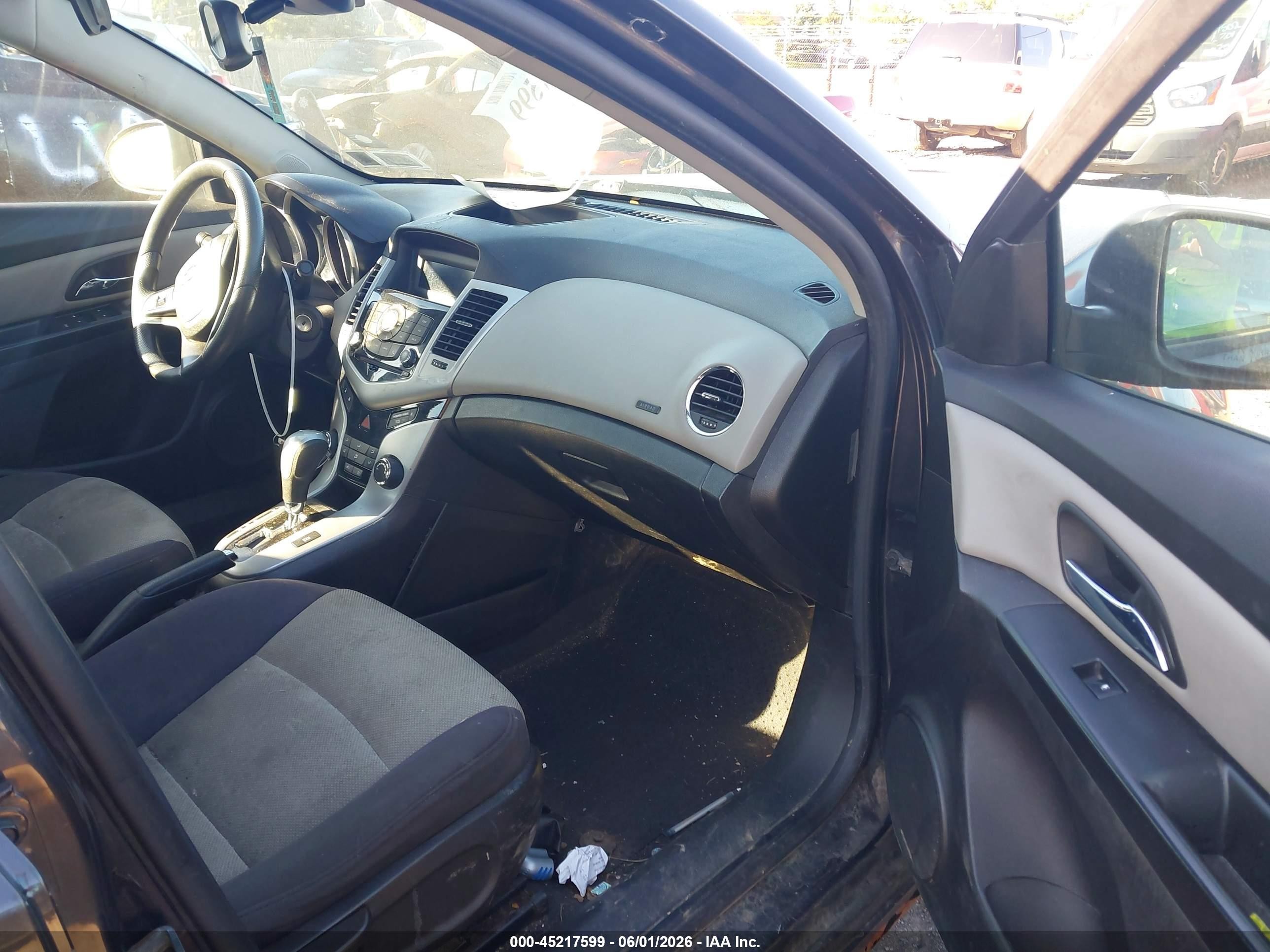 2014 Chevrolet Cruze Ls Auto Black vin: 1G1PA5SH1E7207676