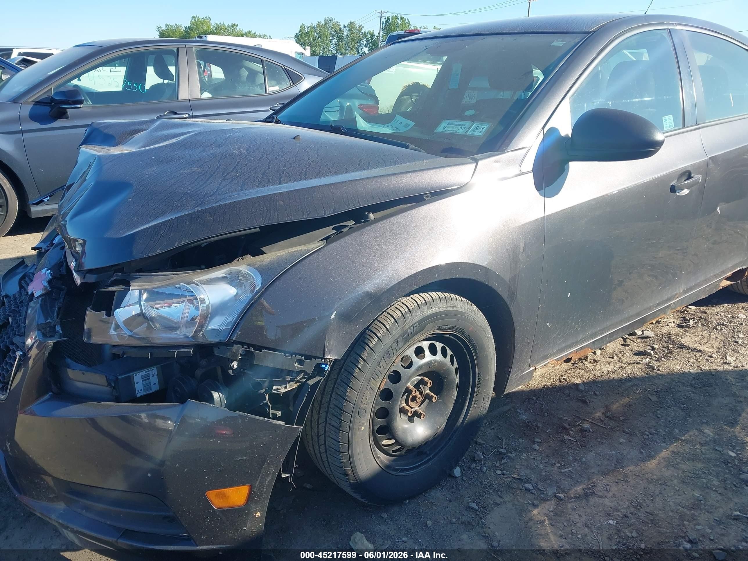 2014 Chevrolet Cruze Ls Auto Black vin: 1G1PA5SH1E7207676