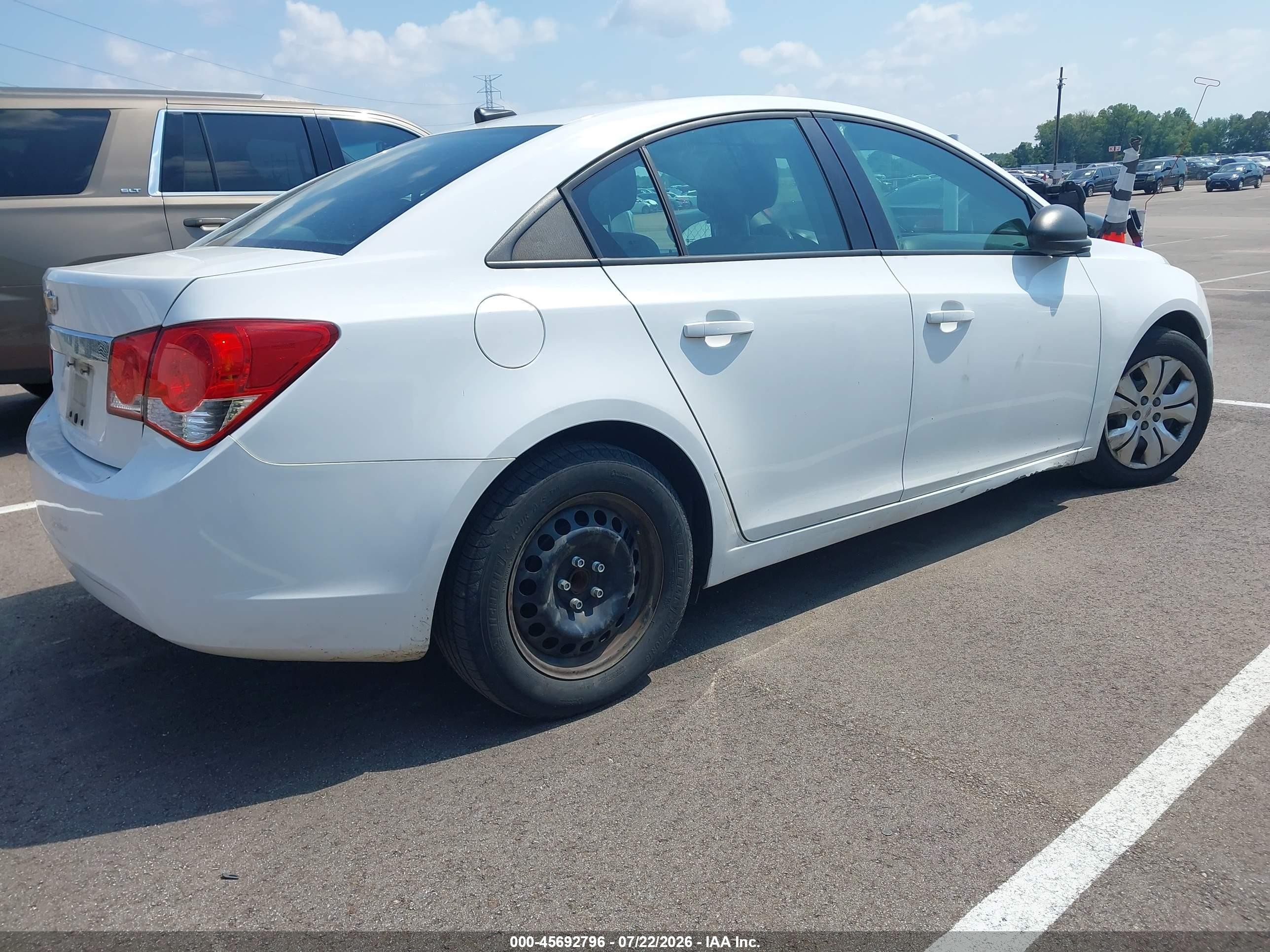 2014 Chevrolet Cruze Ls Auto White vin: 1G1PA5SH1E7220038