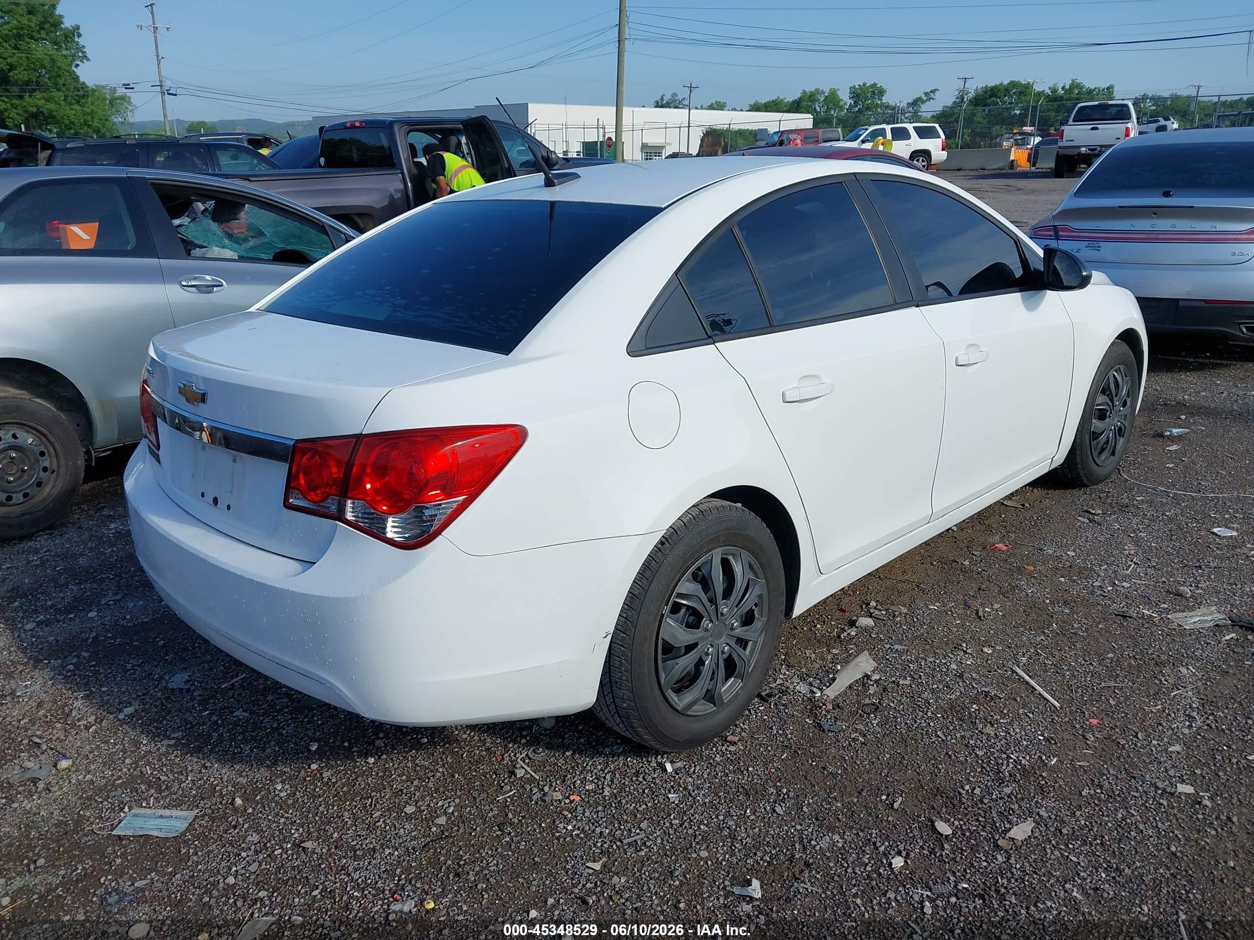 2014 Chevrolet Cruze Ls Auto White vin: 1G1PA5SH1E7220590