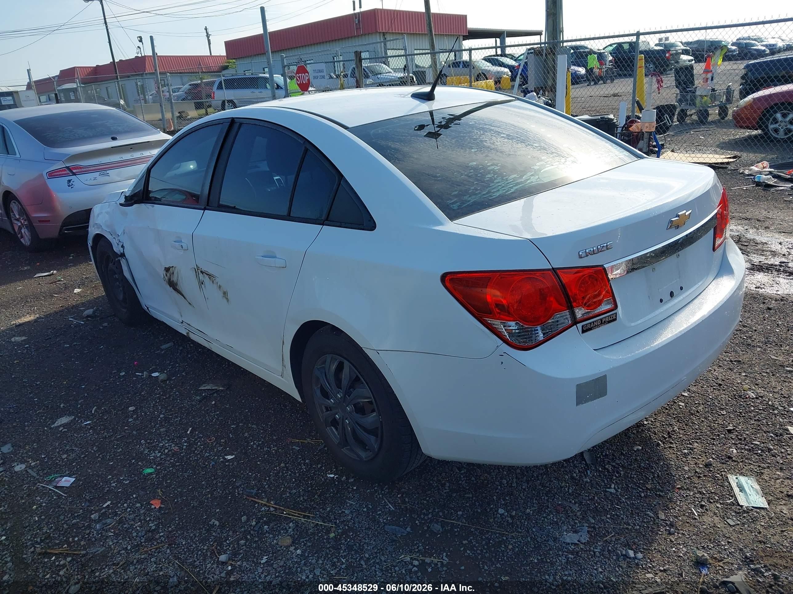 2014 Chevrolet Cruze Ls Auto White vin: 1G1PA5SH1E7220590