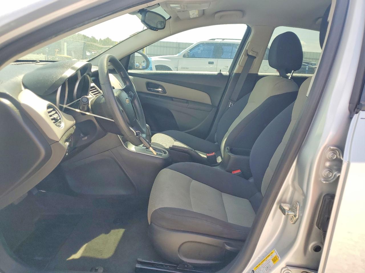 2014 Chevrolet Cruze Ls Silver vin: 1G1PA5SH1E7230200