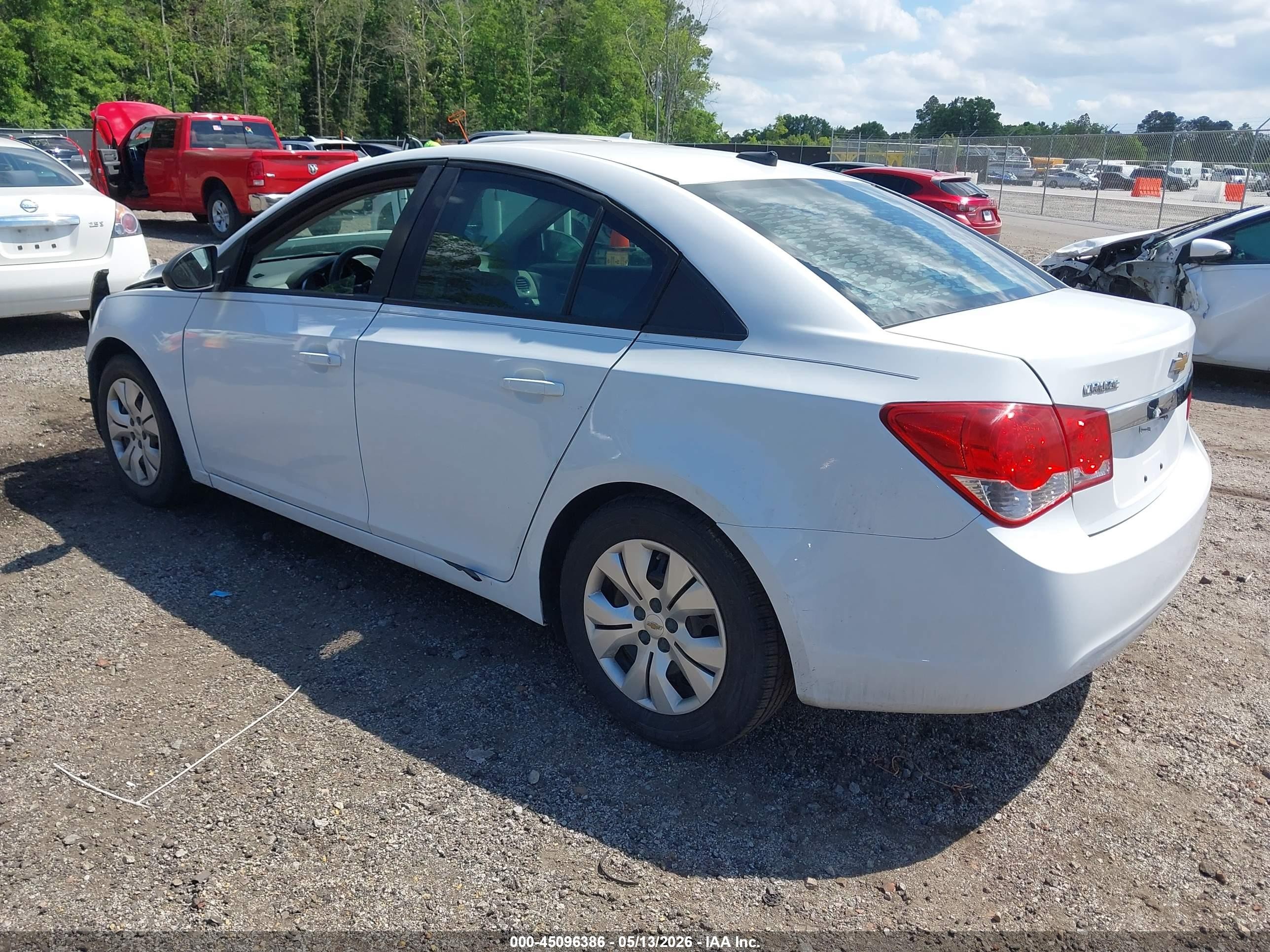 2014 Chevrolet Cruze Ls Auto White vin: 1G1PA5SH1E7356556