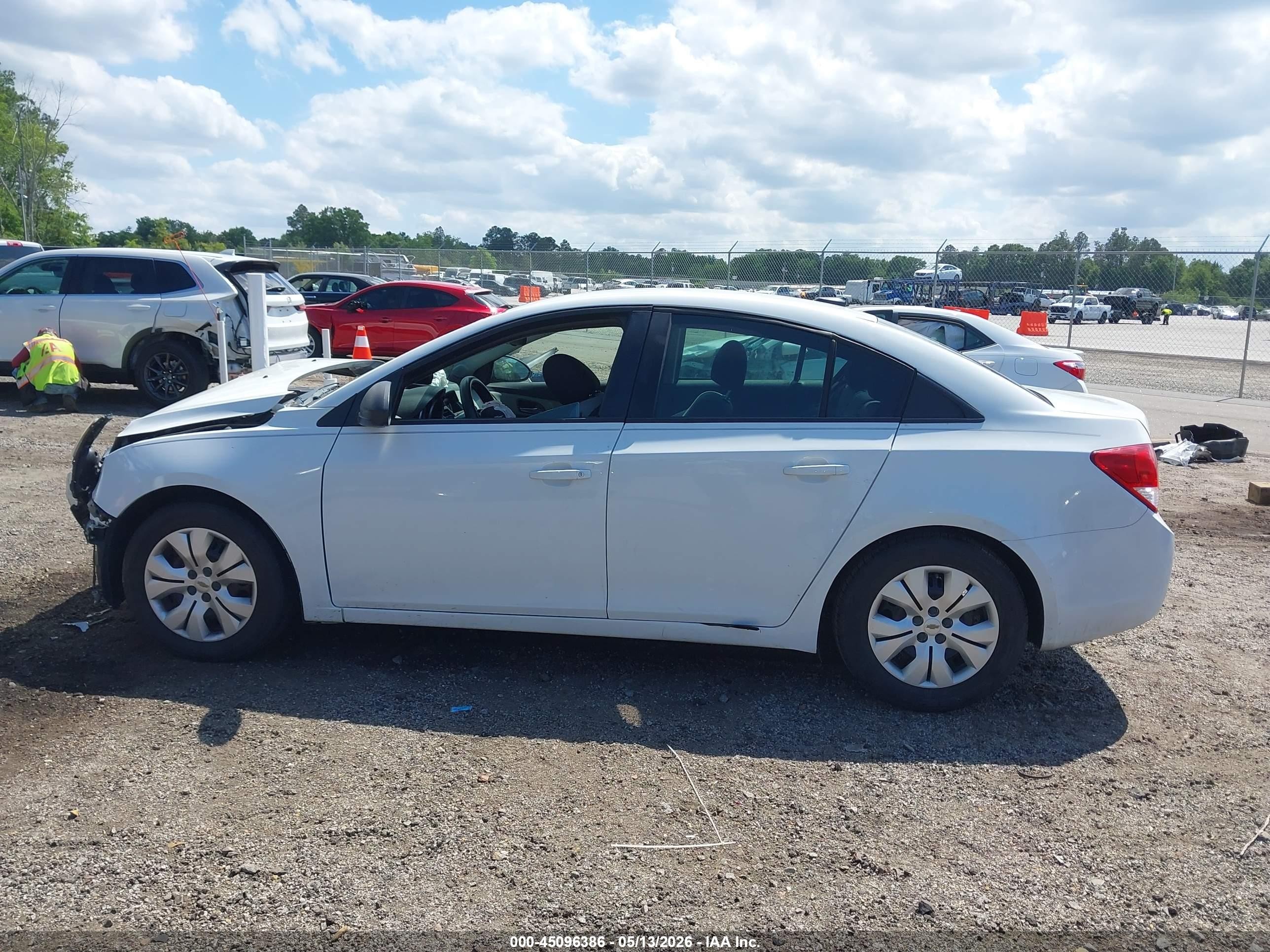 2014 Chevrolet Cruze Ls Auto White vin: 1G1PA5SH1E7356556