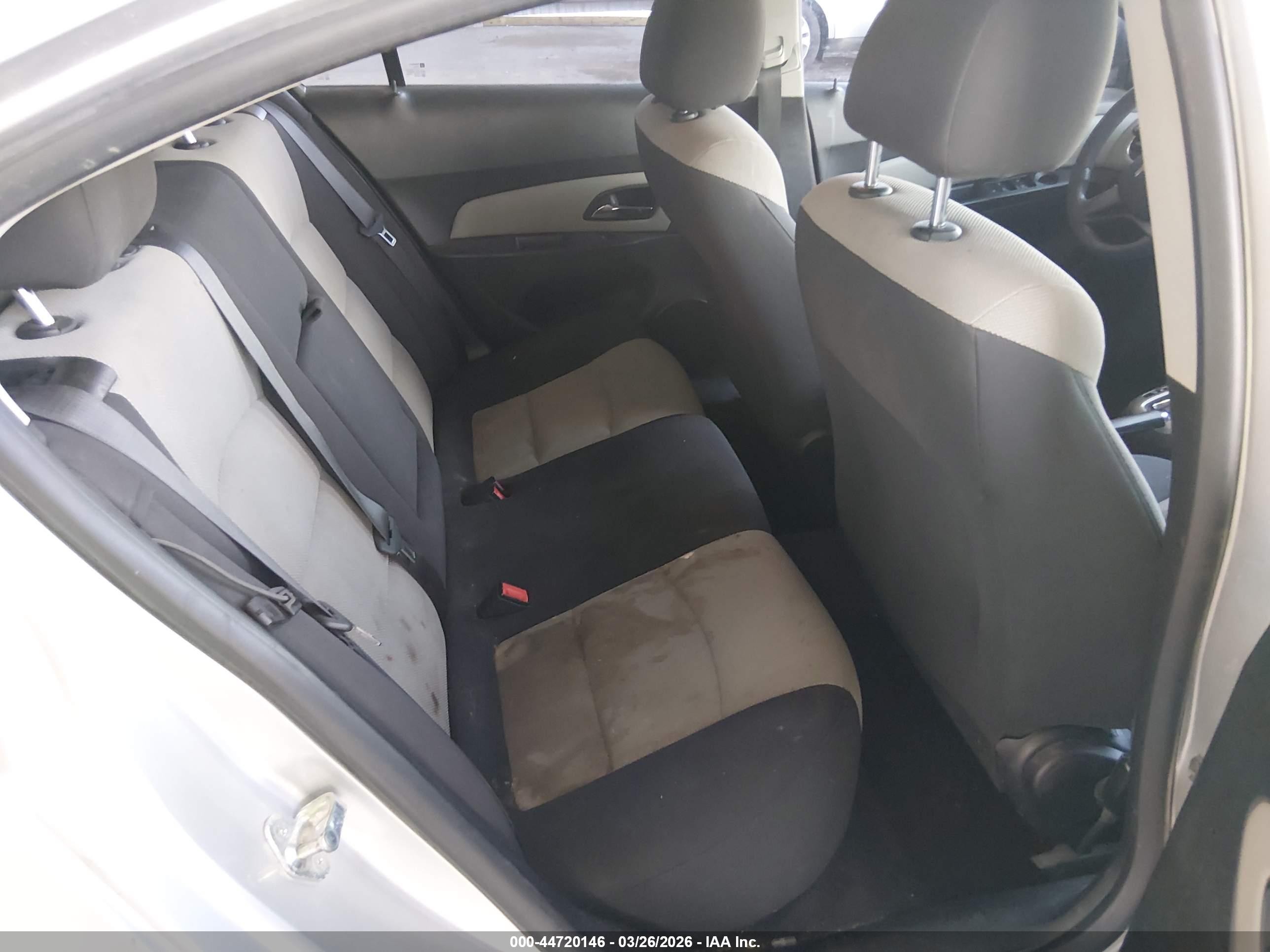 2014 Chevrolet Cruze Ls Auto Silver vin: 1G1PA5SH1E7418263