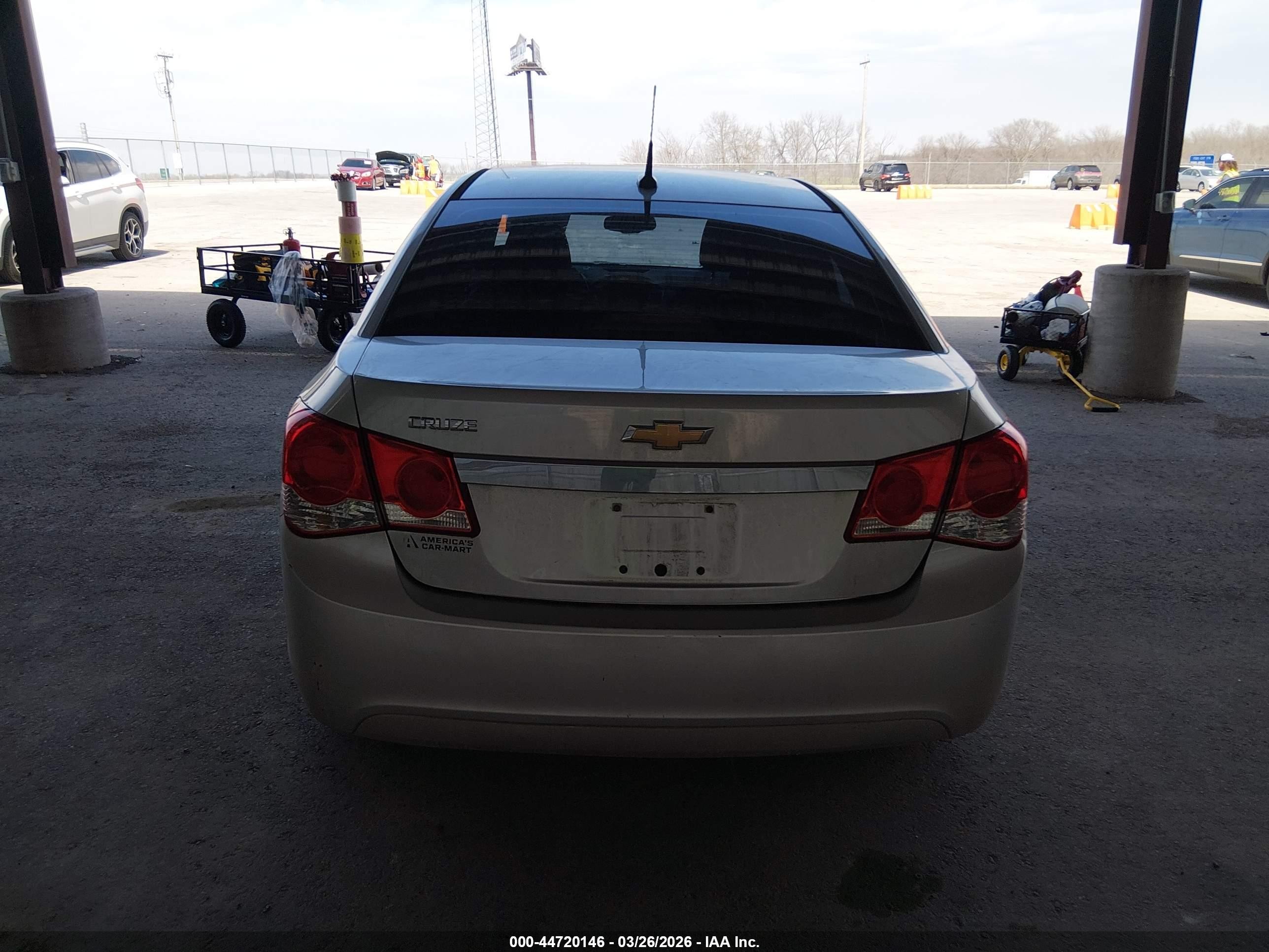 2014 Chevrolet Cruze Ls Auto Silver vin: 1G1PA5SH1E7418263