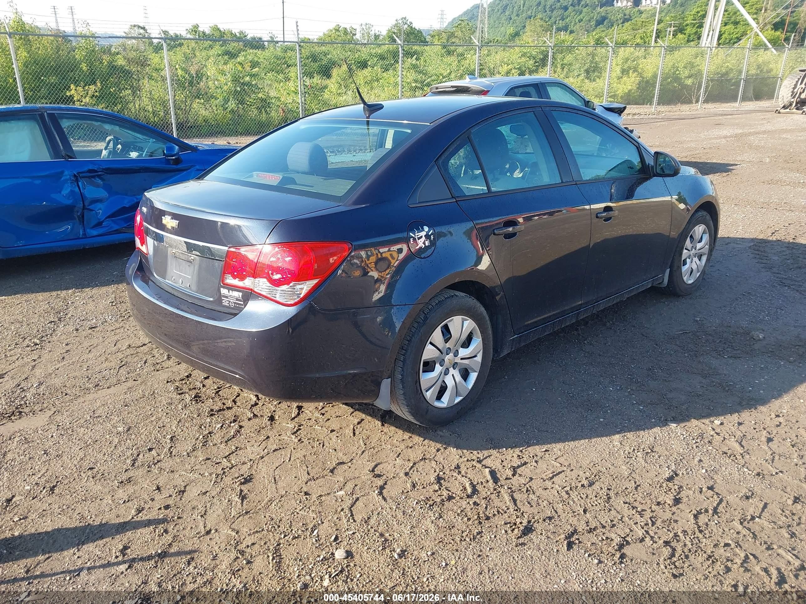 2014 Chevrolet Cruze Ls Auto Dark Blue vin: 1G1PA5SH1E7488118