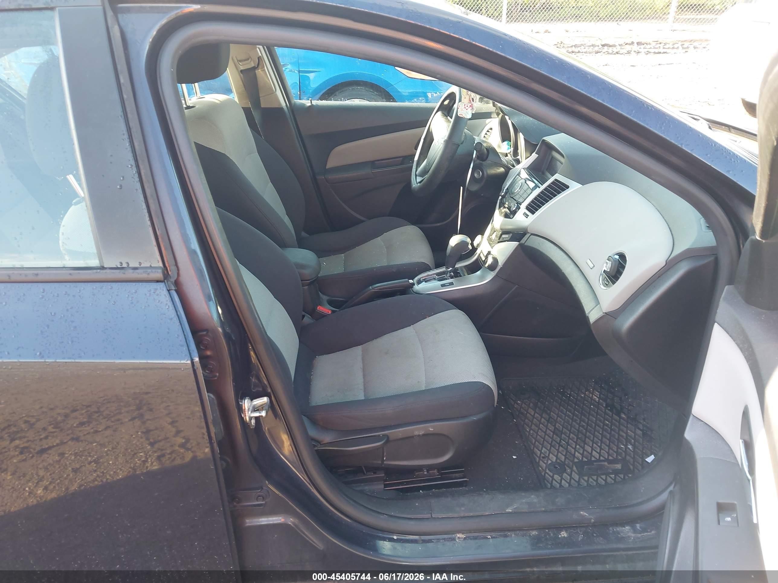 2014 Chevrolet Cruze Ls Auto Dark Blue vin: 1G1PA5SH1E7488118