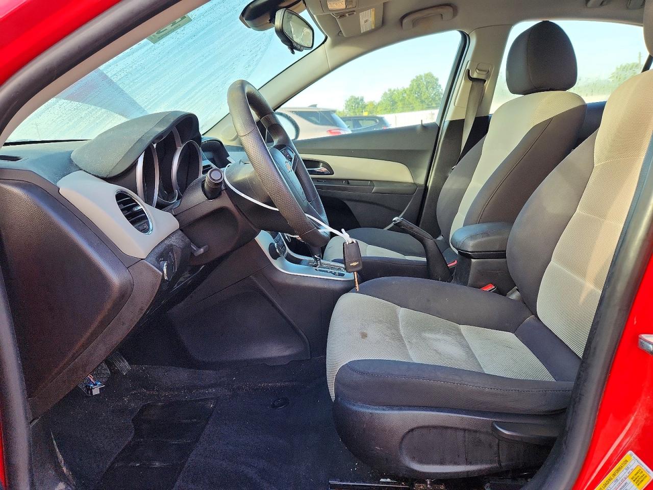 2015 Chevrolet Cruze Ls Red vin: 1G1PA5SH1F7235687