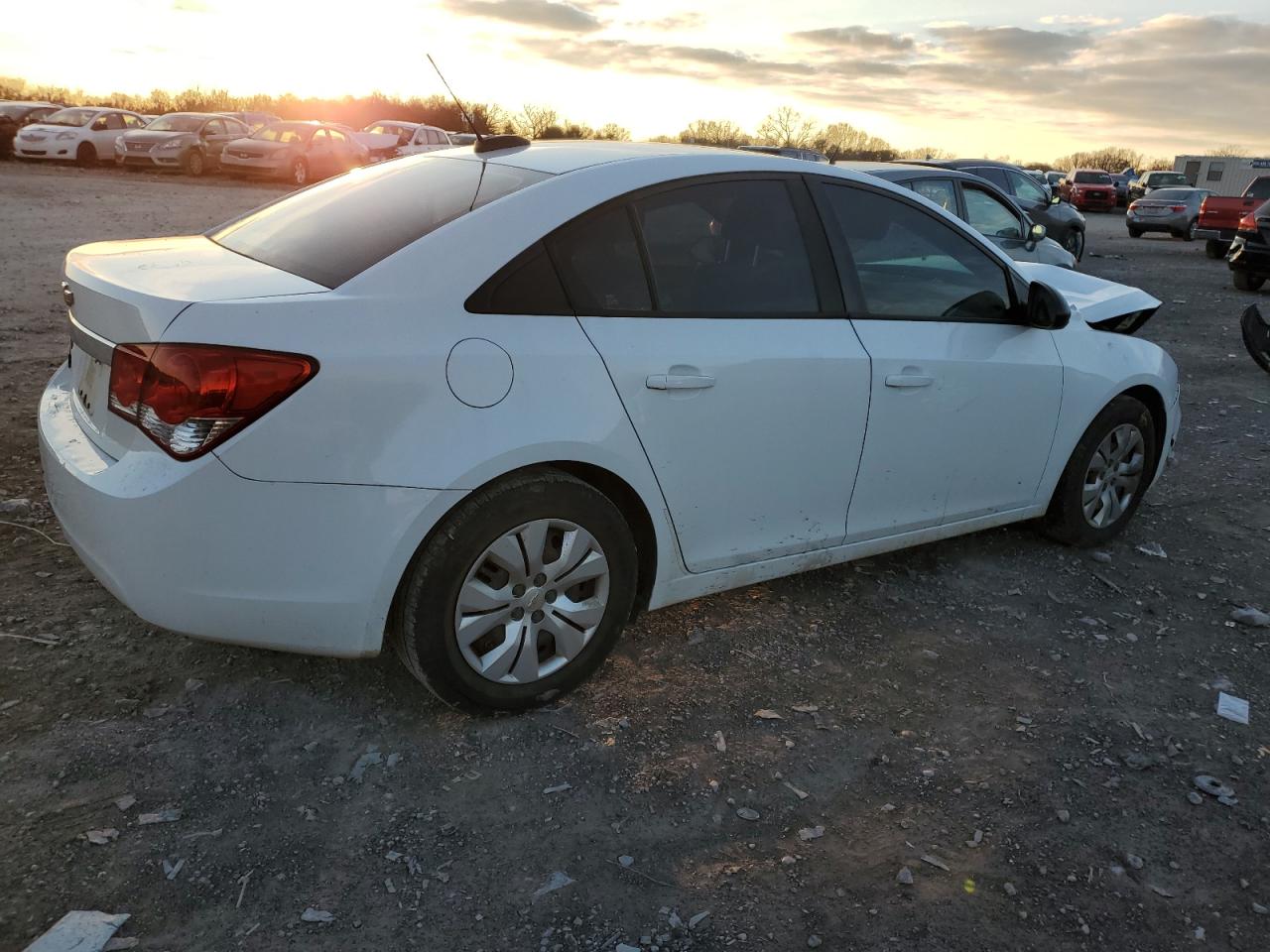 2015 Chevrolet Cruze Ls White vin: 1G1PA5SH1F7236726