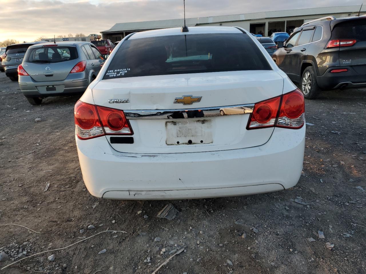 2015 Chevrolet Cruze Ls White vin: 1G1PA5SH1F7236726