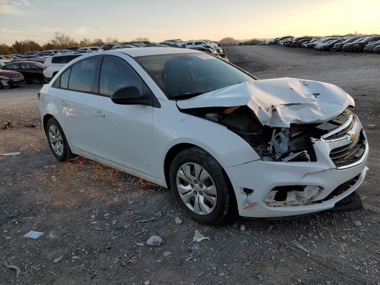 2015 Chevrolet Cruze Ls White vin: 1G1PA5SH1F7236726
