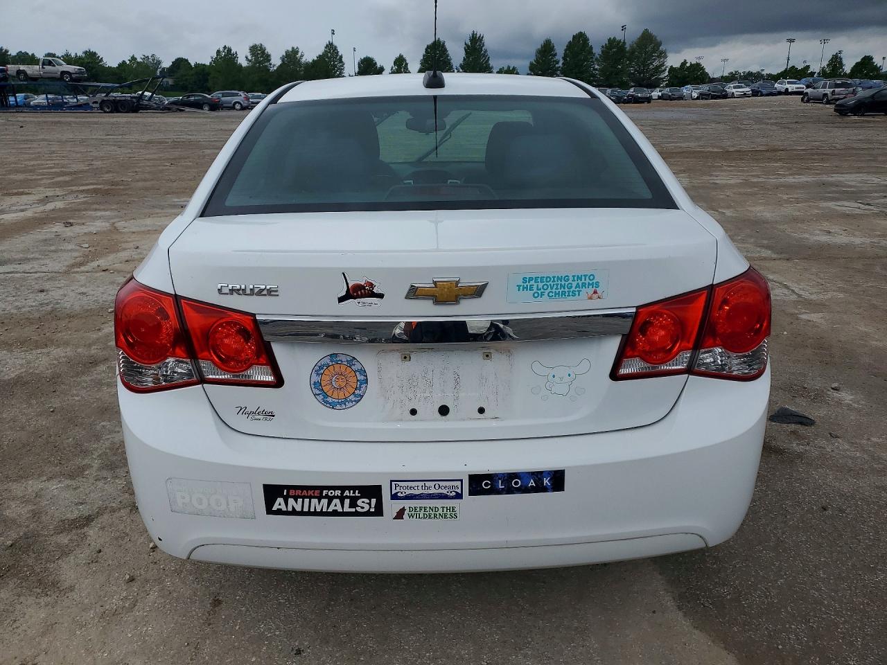 2015 Chevrolet Cruze Ls White vin: 1G1PA5SH1F7295940