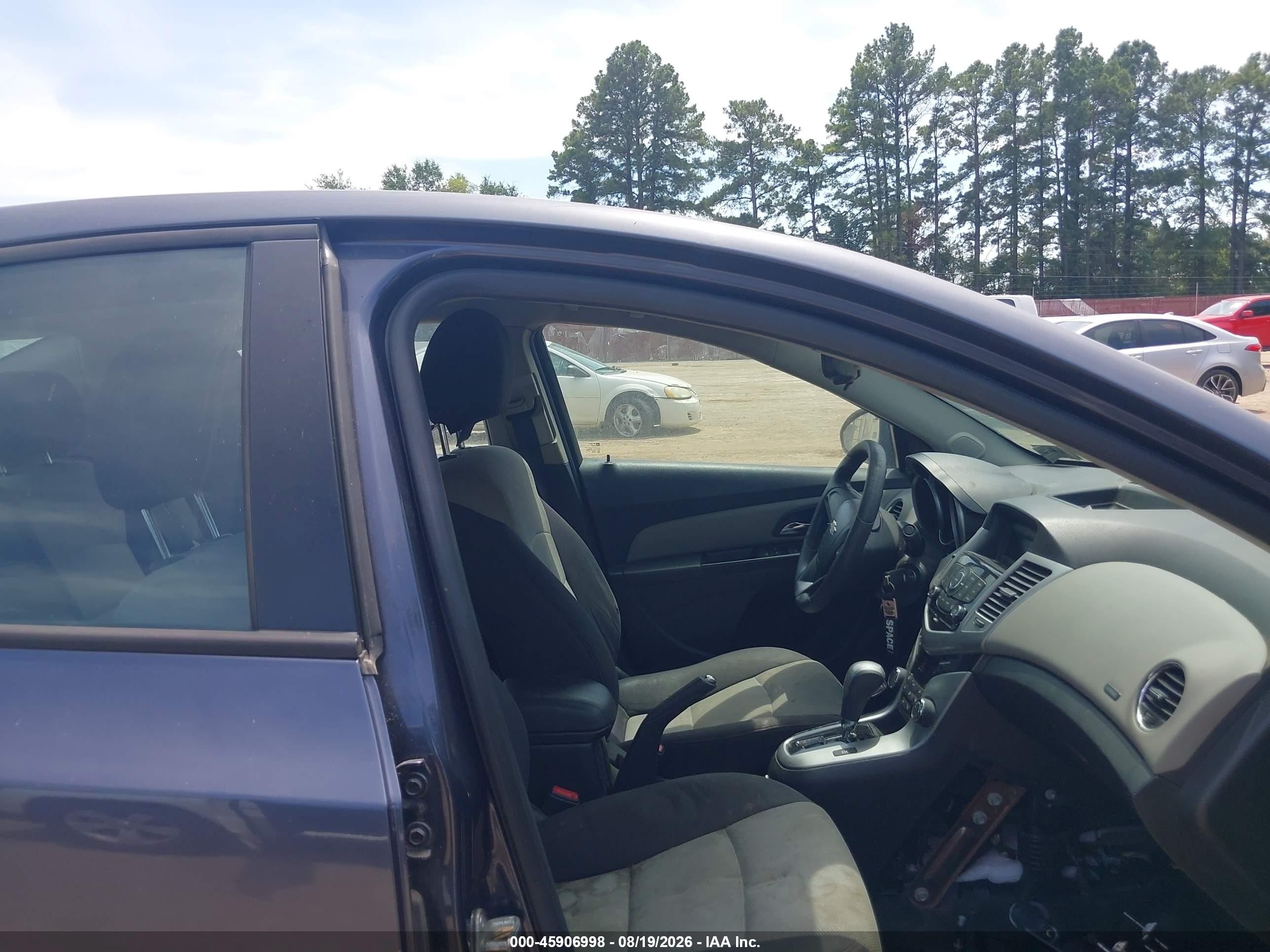 2013 Chevrolet Cruze Ls Auto Blue vin: 1G1PA5SH2D7311253