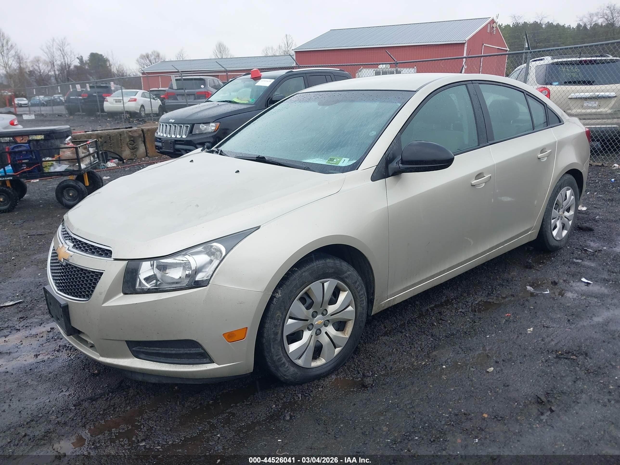 2014 Chevrolet Cruze Ls Auto Бежевый vin: 1G1PA5SH2E7126203