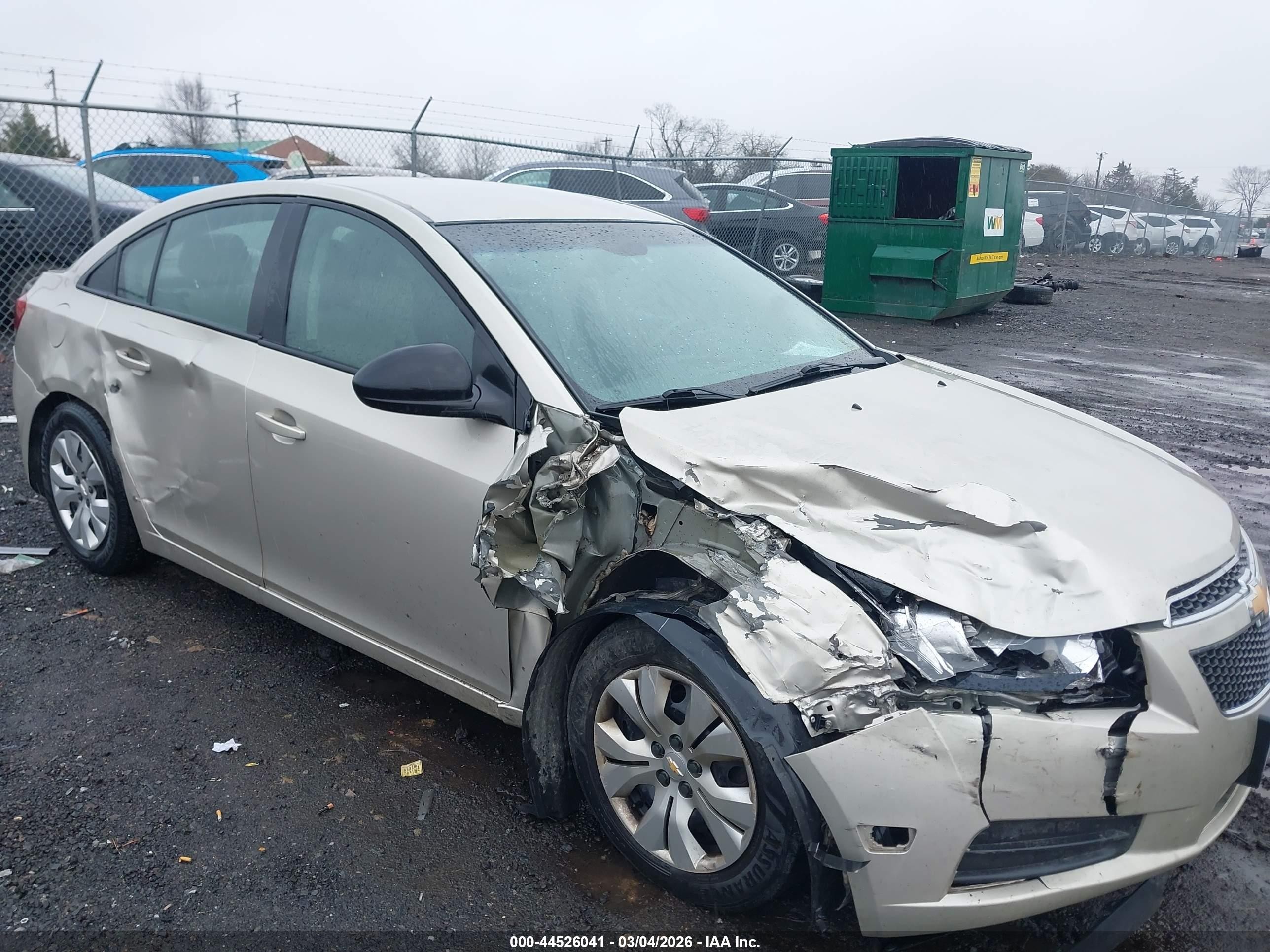 2014 Chevrolet Cruze Ls Auto Бежевый vin: 1G1PA5SH2E7126203
