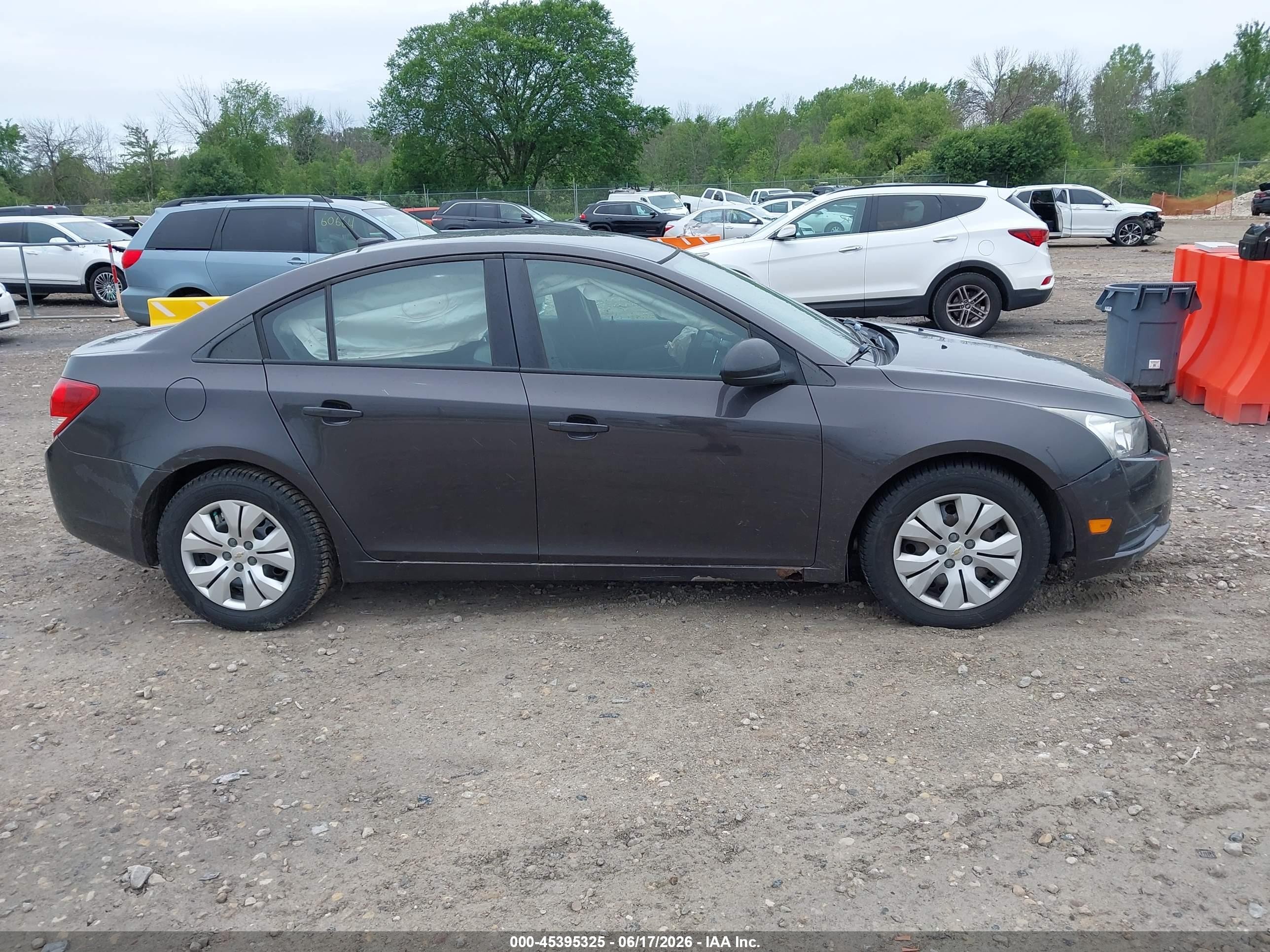 2014 Chevrolet Cruze Ls Auto Black vin: 1G1PA5SH2E7271922