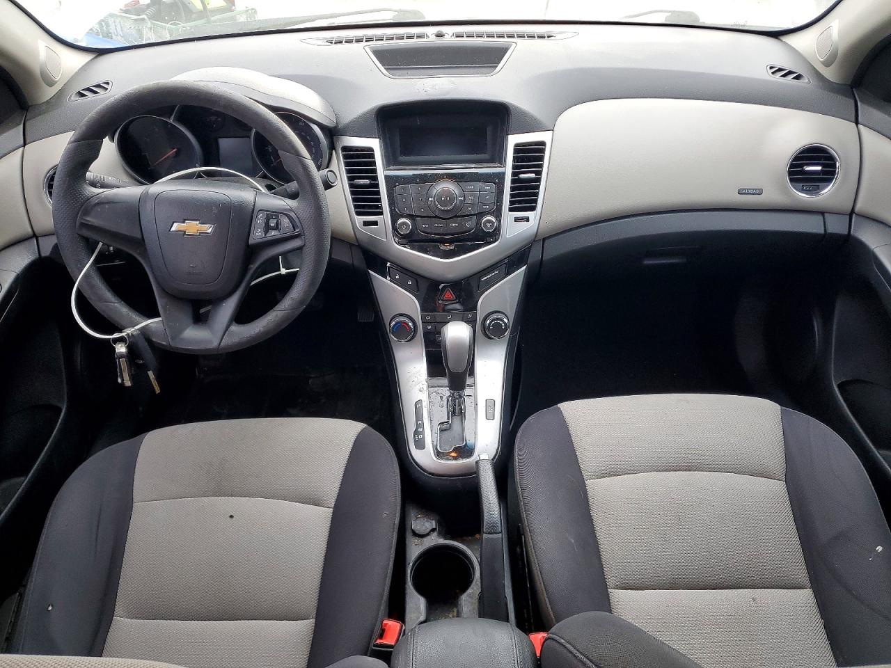 2014 Chevrolet Cruze Ls White vin: 1G1PA5SH2E7482702