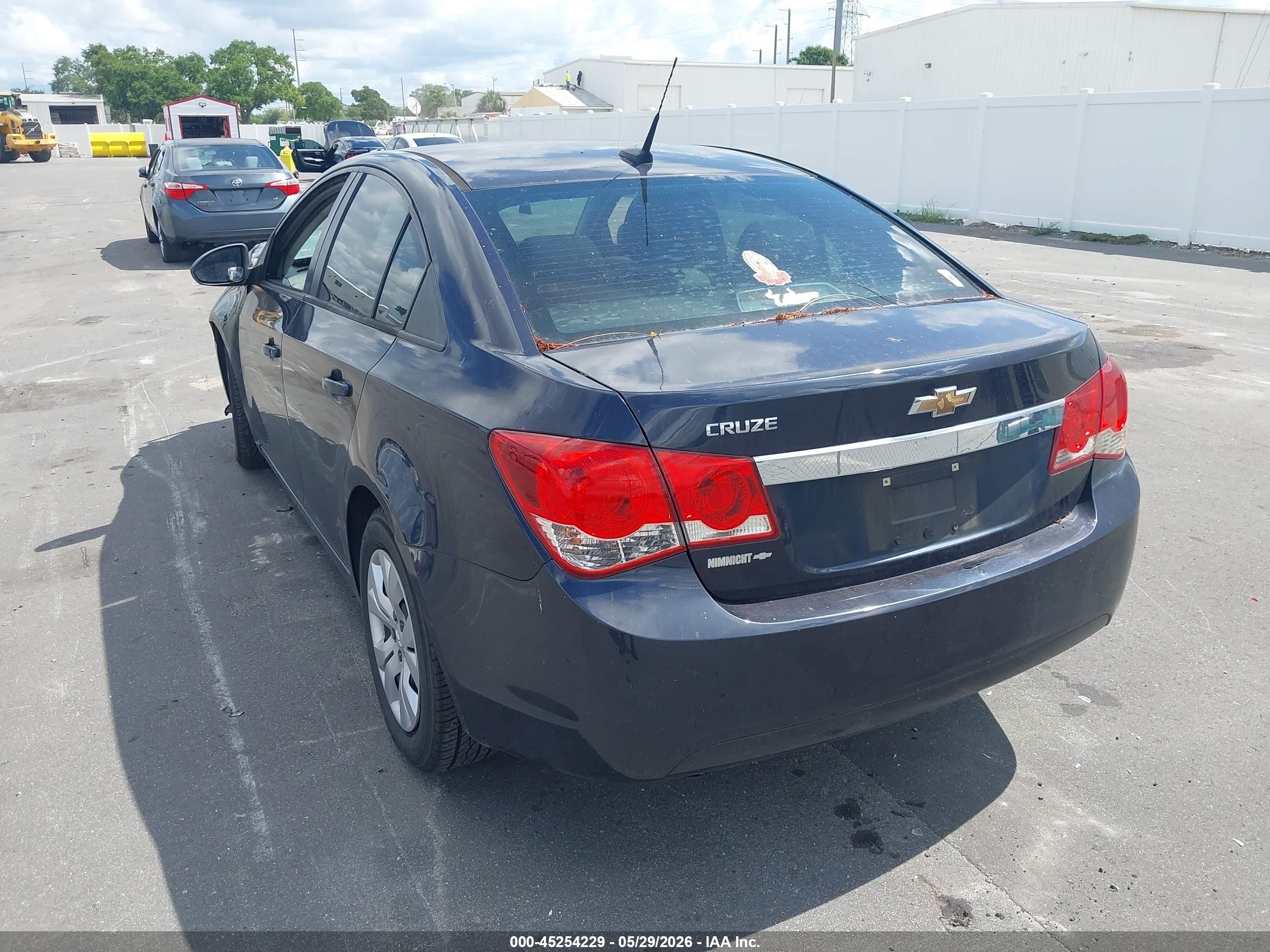 2014 Chevrolet Cruze Ls Auto Dark Blue vin: 1G1PA5SH2E7486653