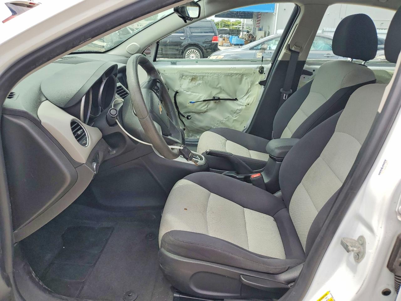 2015 Chevrolet Cruze Ls Белый vin: 1G1PA5SH2F7140958