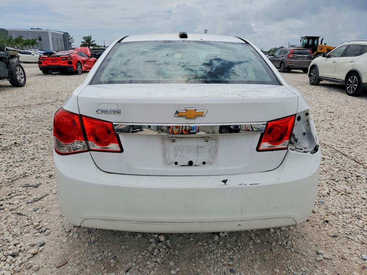 2015 Chevrolet Cruze Ls Белый vin: 1G1PA5SH2F7140958