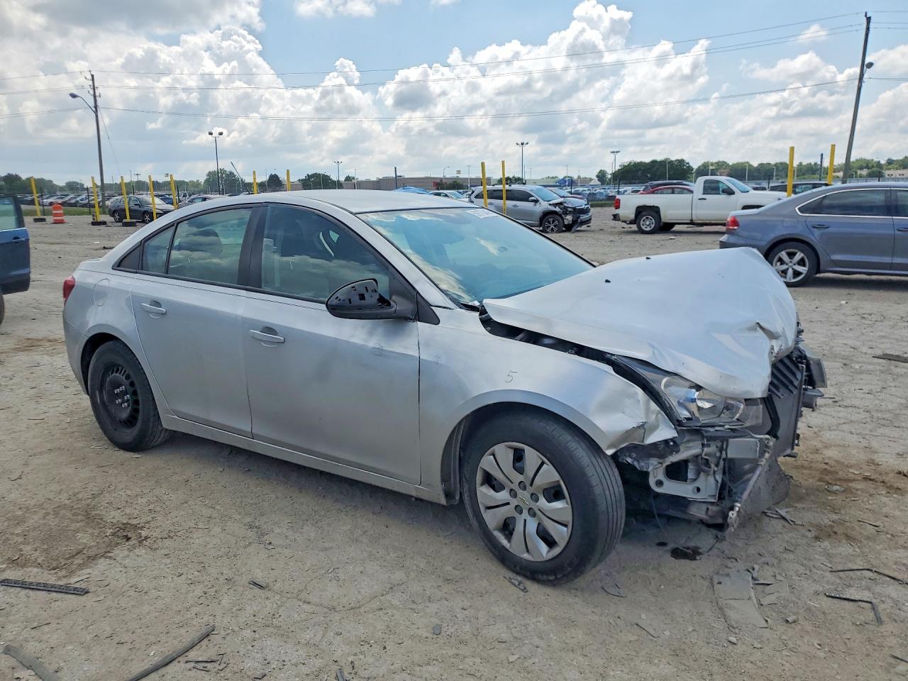 2015 Chevrolet Cruze Ls Silver vin: 1G1PA5SH2F7145576
