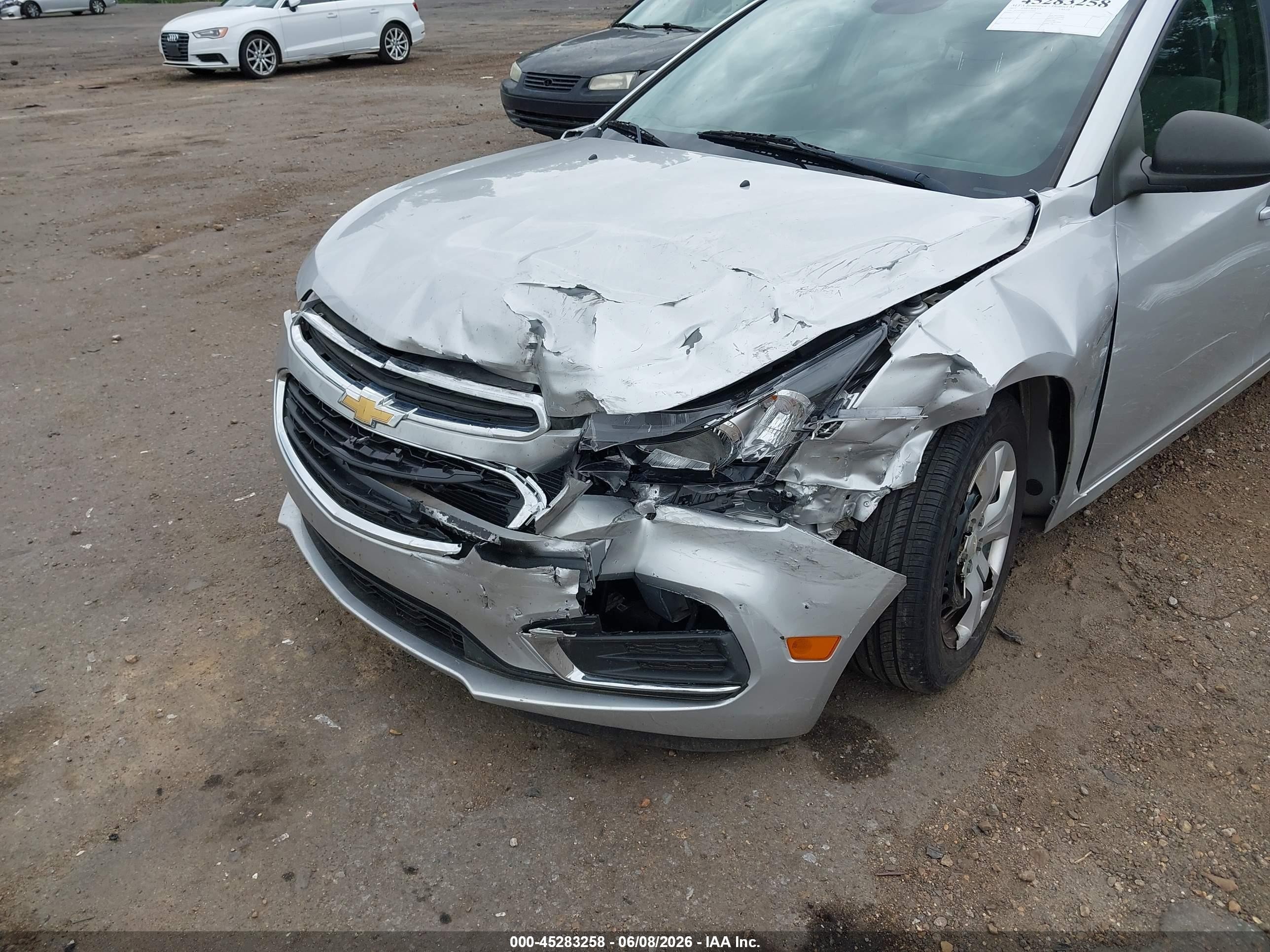 2015 Chevrolet Cruze Ls Auto Silver vin: 1G1PA5SH2F7145951