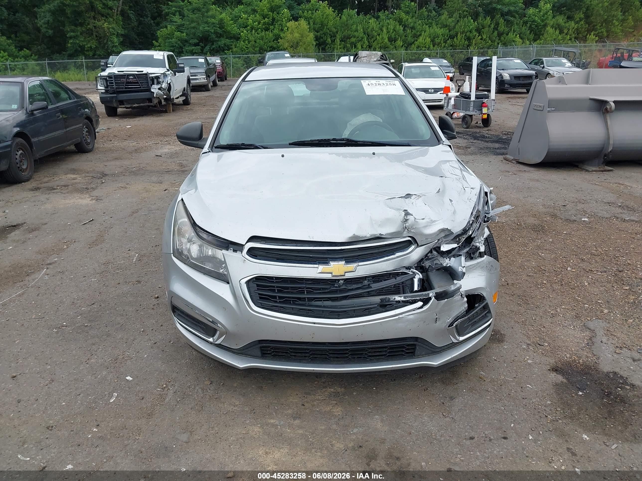 2015 Chevrolet Cruze Ls Auto Silver vin: 1G1PA5SH2F7145951