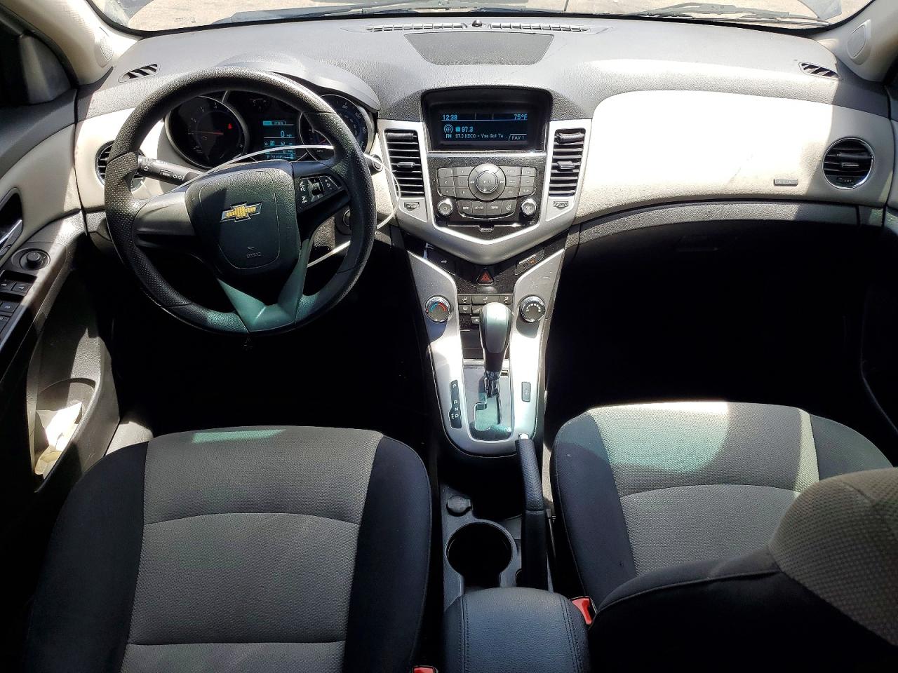 2015 Chevrolet Cruze Ls Gray vin: 1G1PA5SH2F7268620