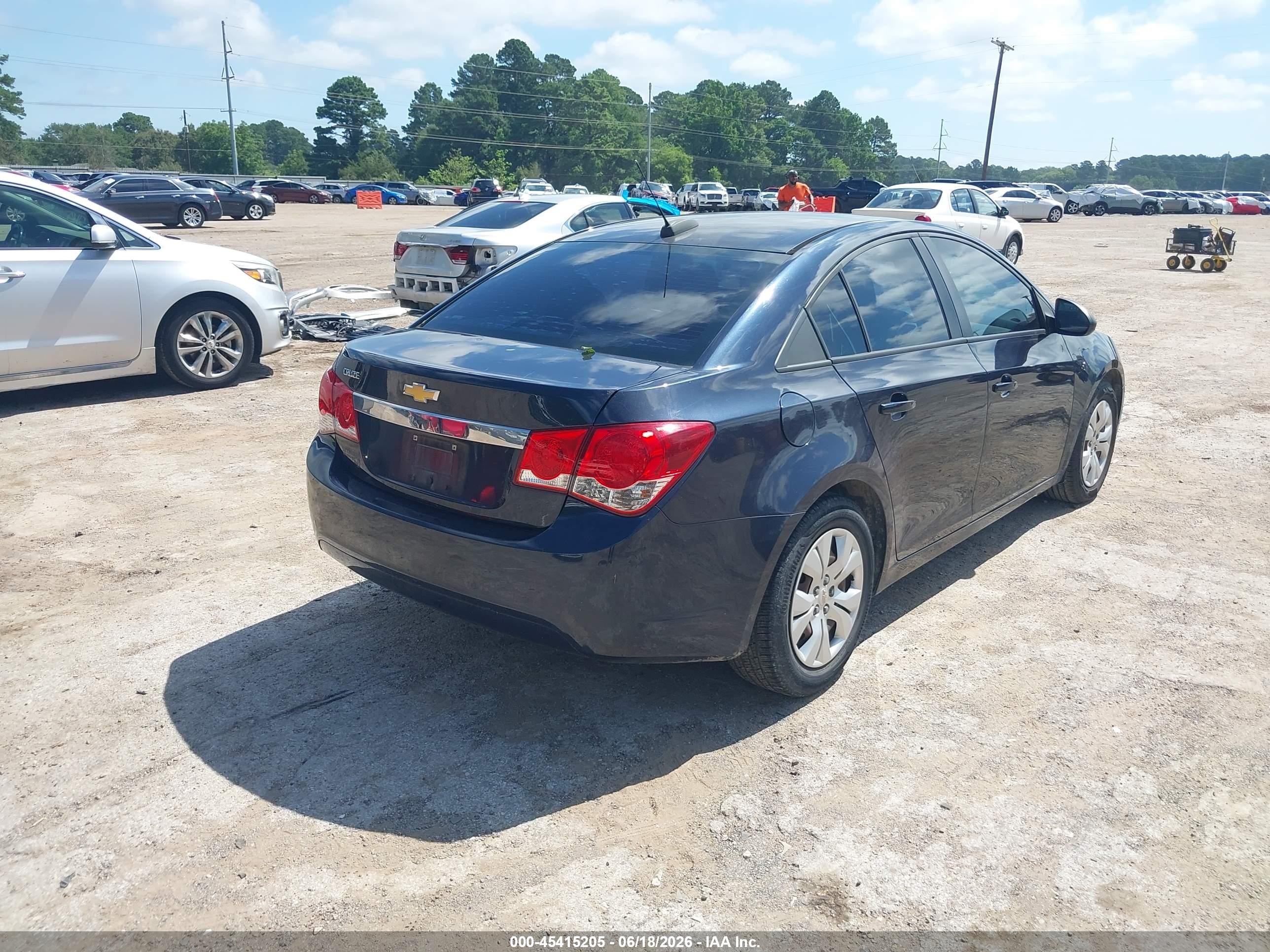 2015 Chevrolet Cruze Ls Auto Синий vin: 1G1PA5SH2F7272974